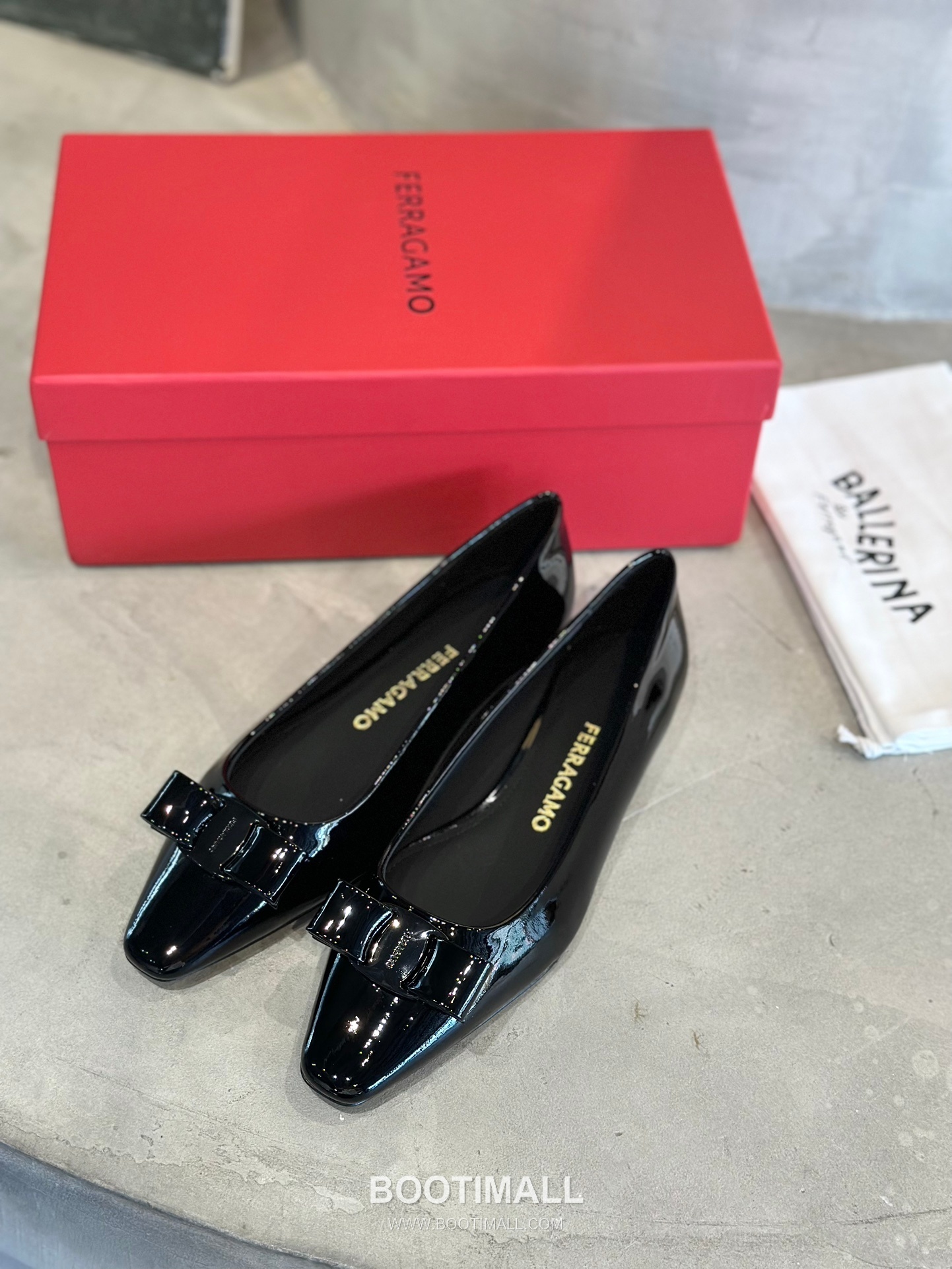 Salvatore Ferragamo Vara Bow Square Toe Ballet Flats 살바토레 페라가모 바라 리본 스퀘어 토 발레리나 플랫 504845 2cm 4