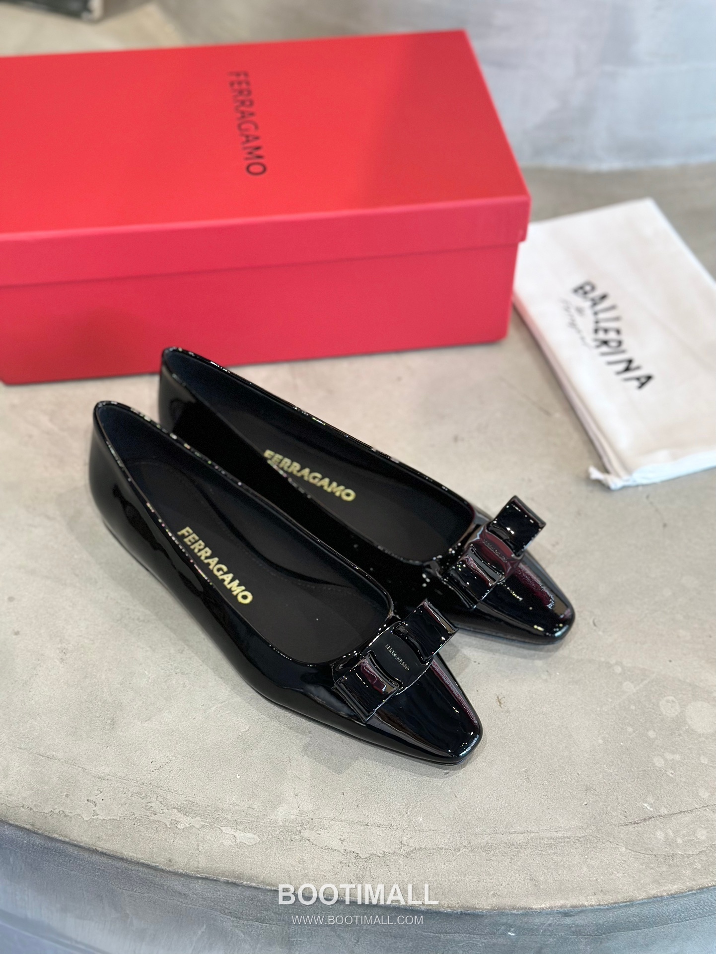 Salvatore Ferragamo Vara Bow Square Toe Ballet Flats 살바토레 페라가모 바라 리본 스퀘어 토 발레리나 플랫 504845 2cm 5