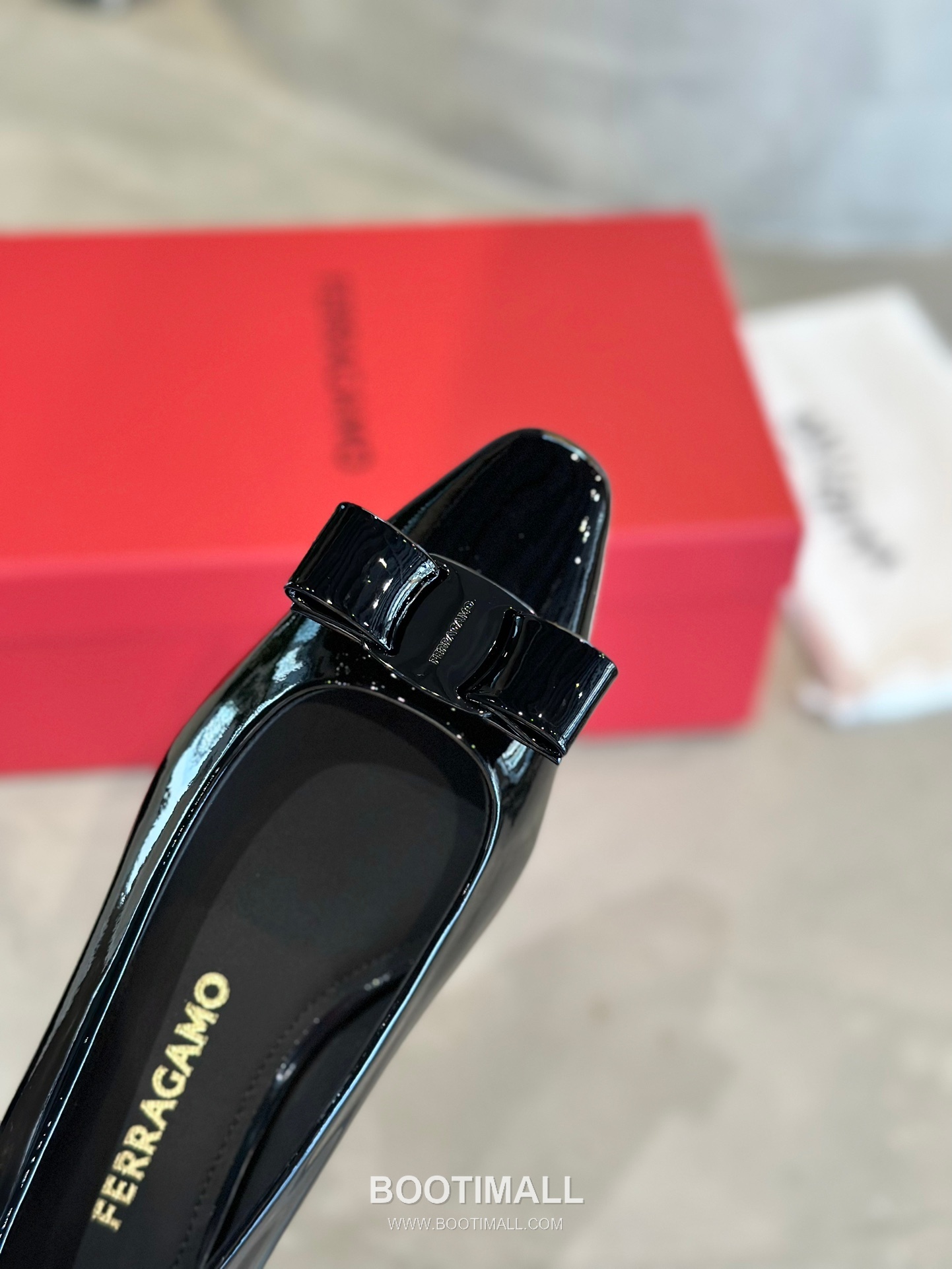 Salvatore Ferragamo Vara Bow Square Toe Ballet Flats 살바토레 페라가모 바라 리본 스퀘어 토 발레리나 플랫 504845 2cm 7