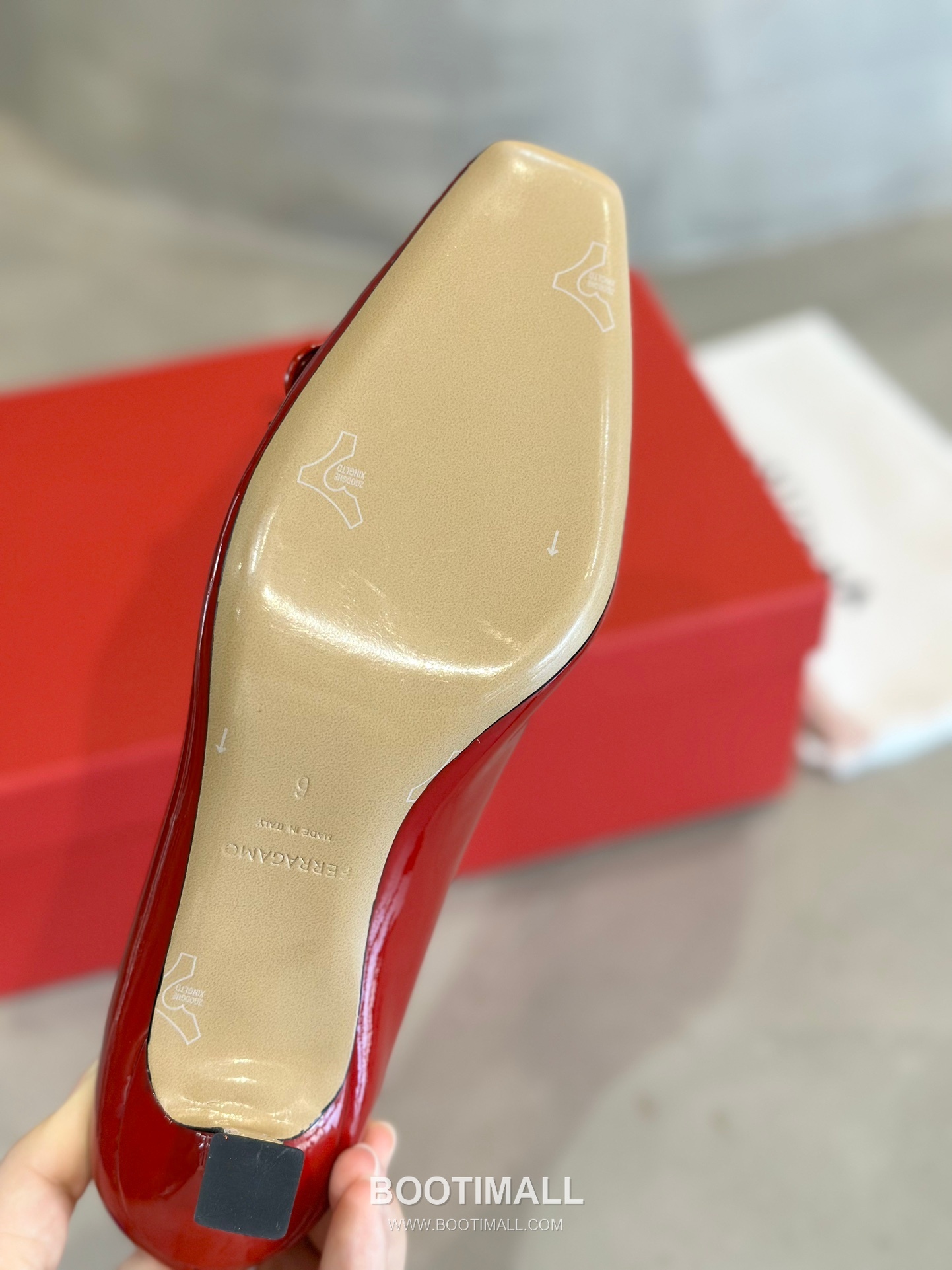 Salvatore Ferragamo Asymmetric Bow Lambskin Pump Heels 살바토레 페라가모 비대칭 리본 램스킨 펌프스 힐 504845 7cm 8