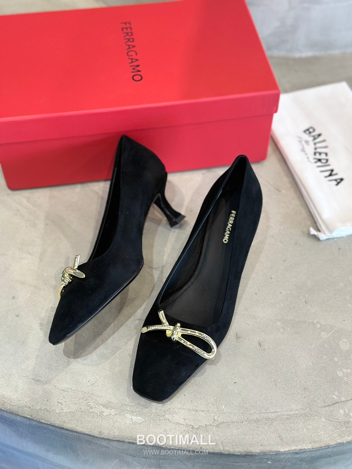 Salvatore Ferragamo Asymmetric Bow Lambskin Pump Heels 살바토레 페라가모 비대칭 리본 램스킨 펌프스 힐 504845 7cm 2