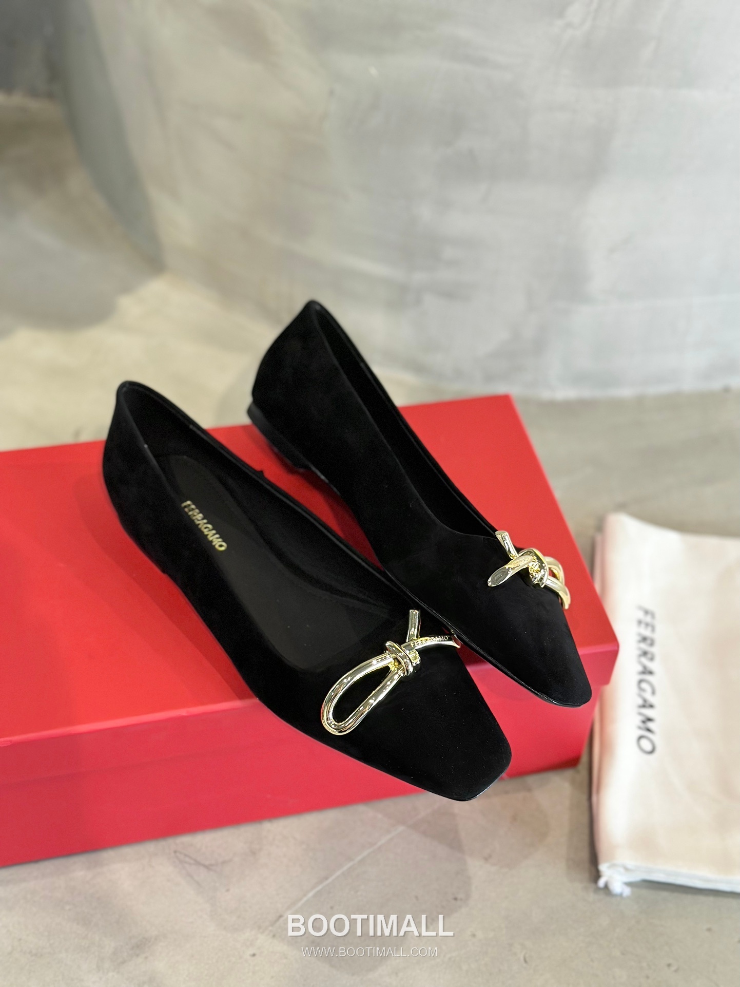 Salvatore Ferragamo Asymmetric Bow Lambskin Ballet Flats 살바토레 페라가모 비대칭 리본 램스킨 발레리나 플랫 504845 2cm 3