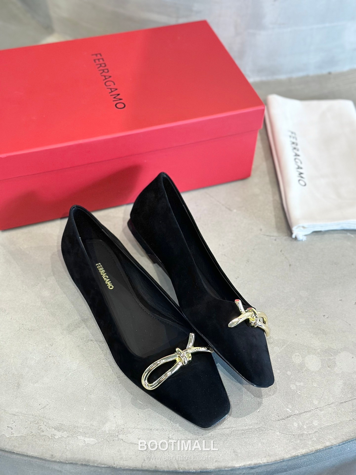 Salvatore Ferragamo Asymmetric Bow Lambskin Ballet Flats 살바토레 페라가모 비대칭 리본 램스킨 발레리나 플랫 504845 2cm 7