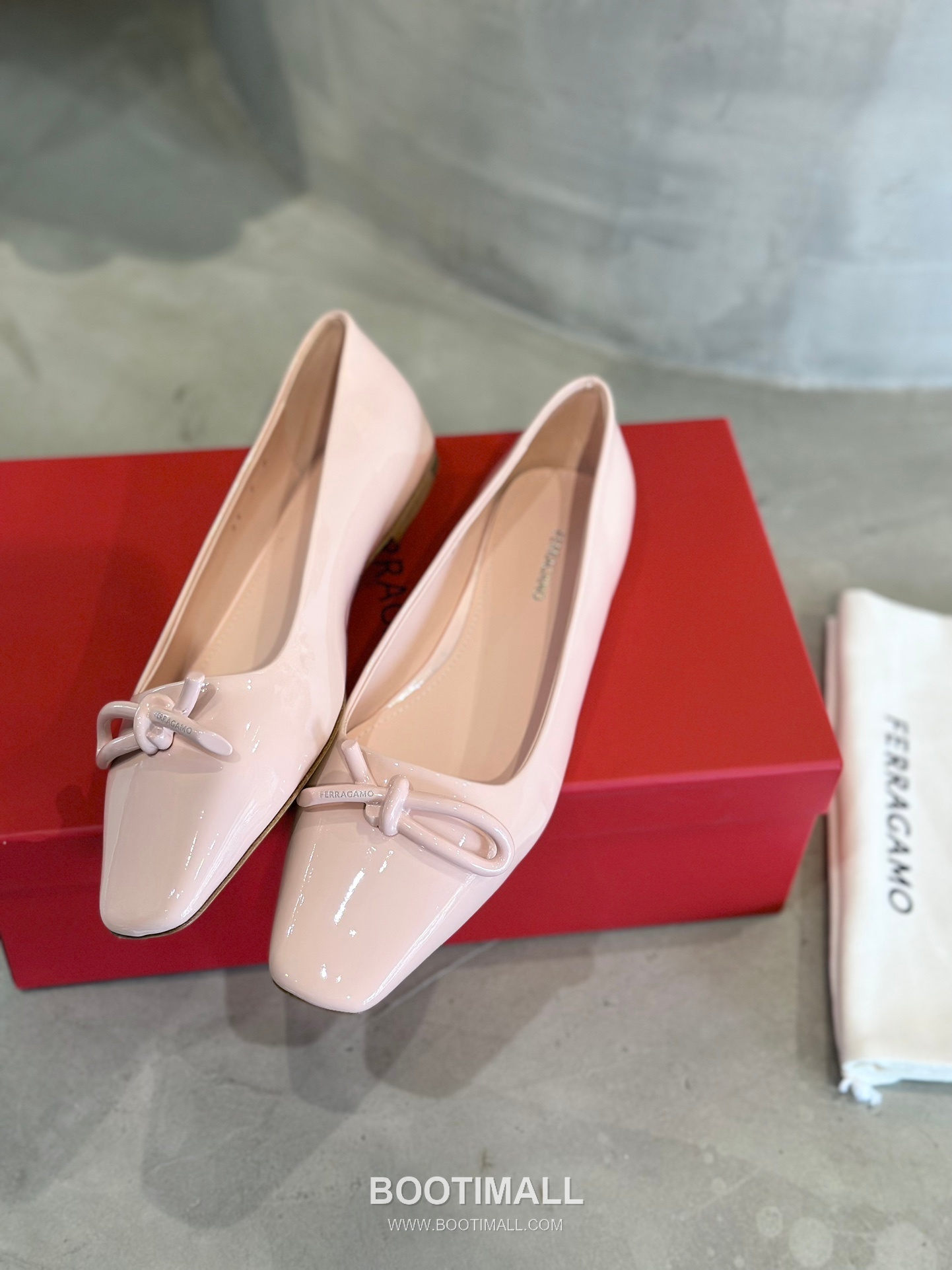 Salvatore Ferragamo Asymmetric Bow Lambskin Ballet Flats 살바토레 페라가모 비대칭 리본 램스킨 발레리나 플랫 504845 2cm 4
