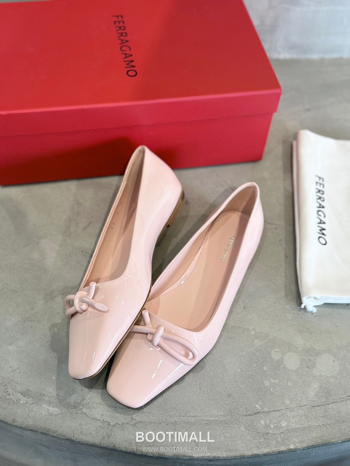Salvatore Ferragamo Asymmetric Bow Lambskin Ballet Flats 살바토레 페라가모 비대칭 리본 램스킨 발레리나 플랫 504845 2cm 7