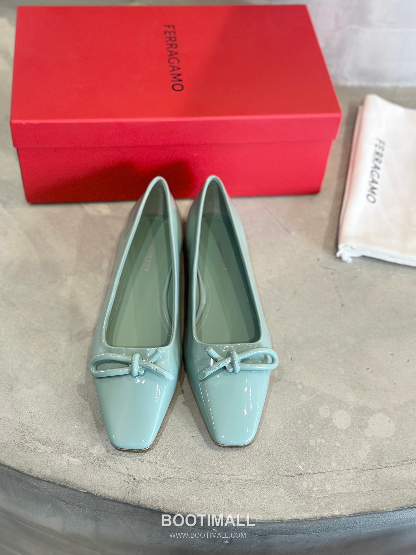 Salvatore Ferragamo Asymmetric Bow Lambskin Ballet Flats 살바토레 페라가모 비대칭 리본 램스킨 발레리나 플랫 504845 2cm 5