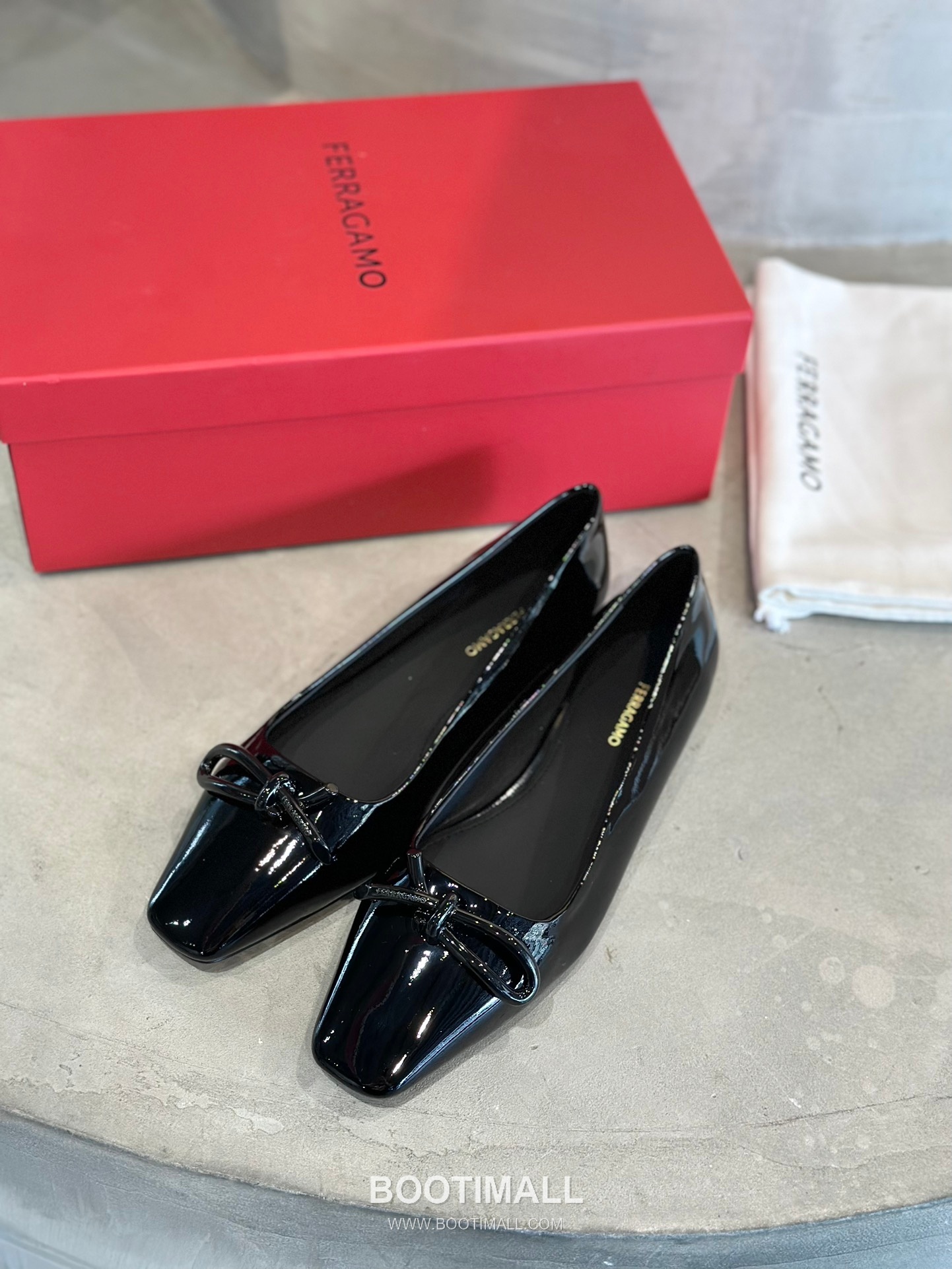 Salvatore Ferragamo Asymmetric Bow Lambskin Ballet Flats 살바토레 페라가모 비대칭 리본 램스킨 발레리나 플랫 504845 2cm 4