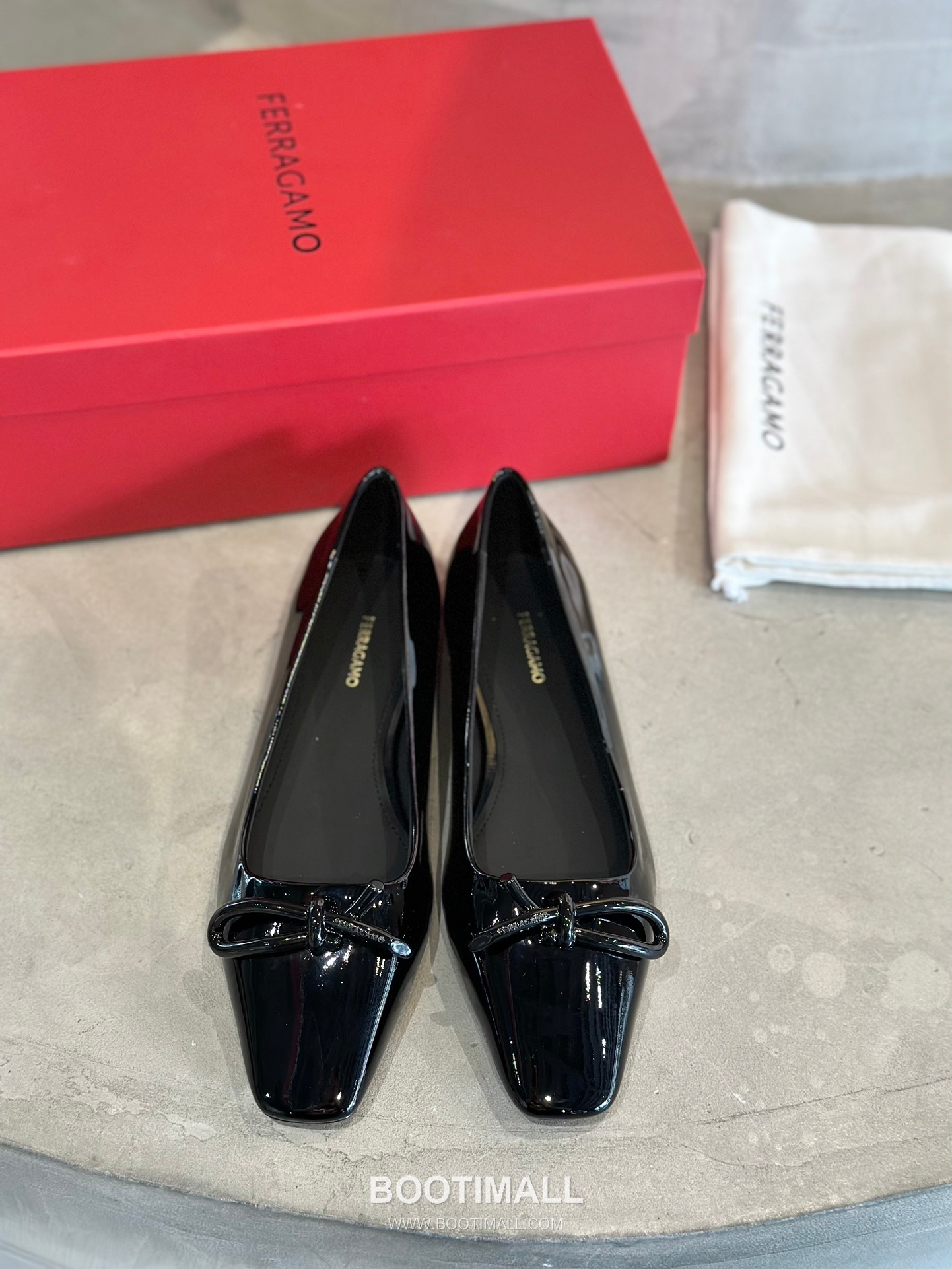 Salvatore Ferragamo Asymmetric Bow Lambskin Ballet Flats 살바토레 페라가모 비대칭 리본 램스킨 발레리나 플랫 504845 2cm 5