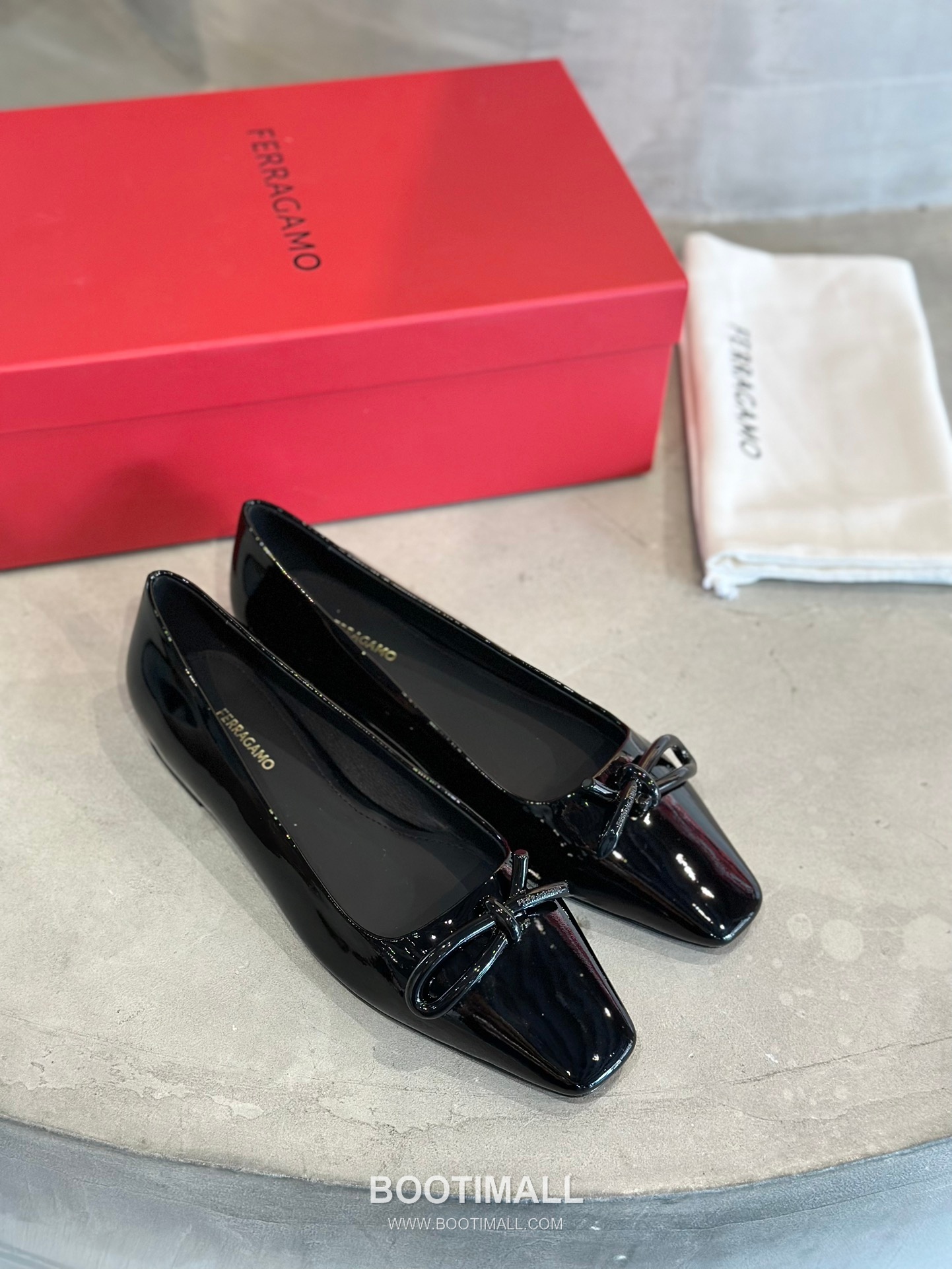 Salvatore Ferragamo Asymmetric Bow Lambskin Ballet Flats 살바토레 페라가모 비대칭 리본 램스킨 발레리나 플랫 504845 2cm 6