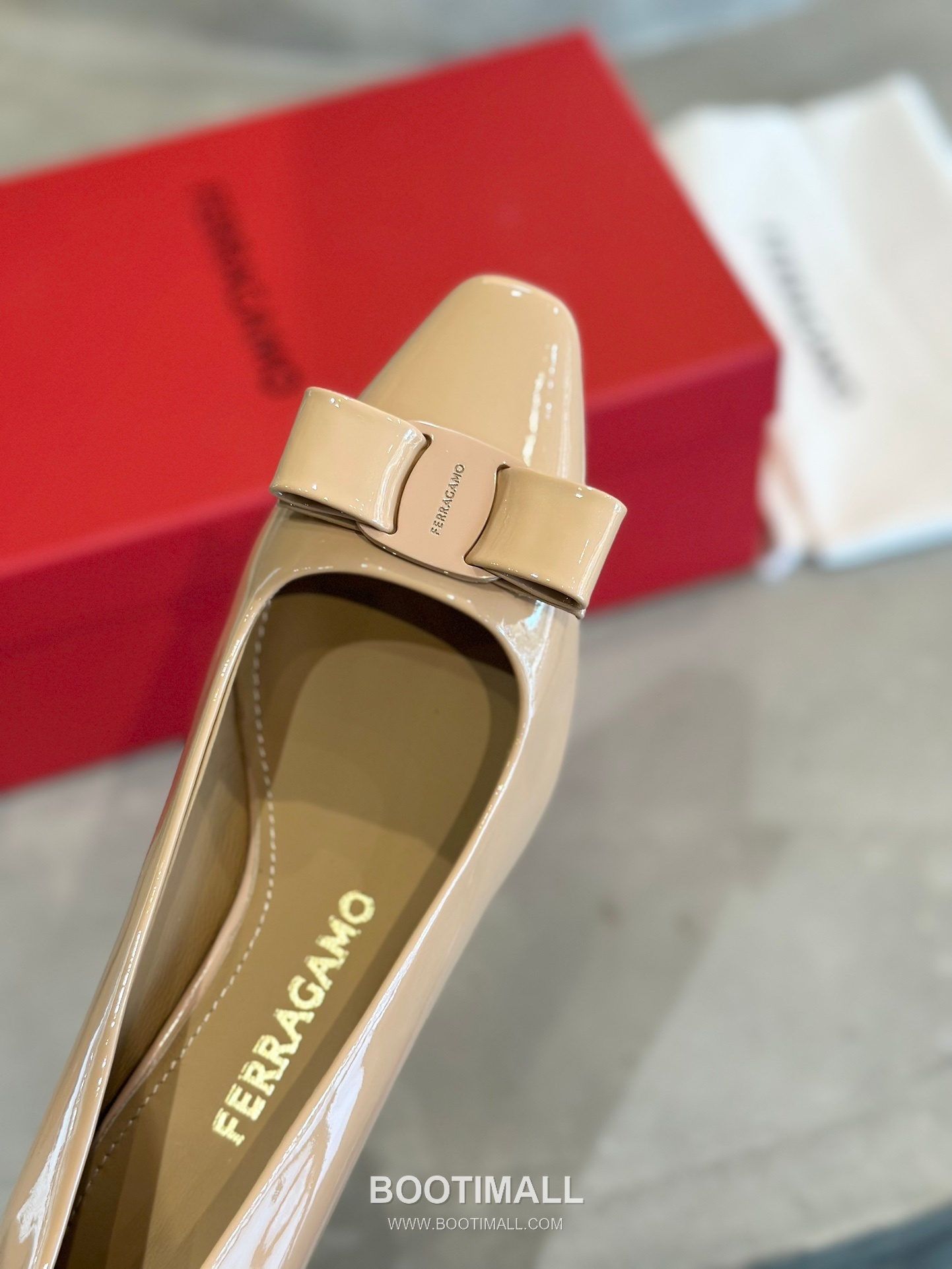 Salvatore Ferragamo Vara Bow Patent Leather Pump Heels 살바토레 페라가모 바라 리본 페이턴트 레더 펌프스 힐 504845 7cm 8
