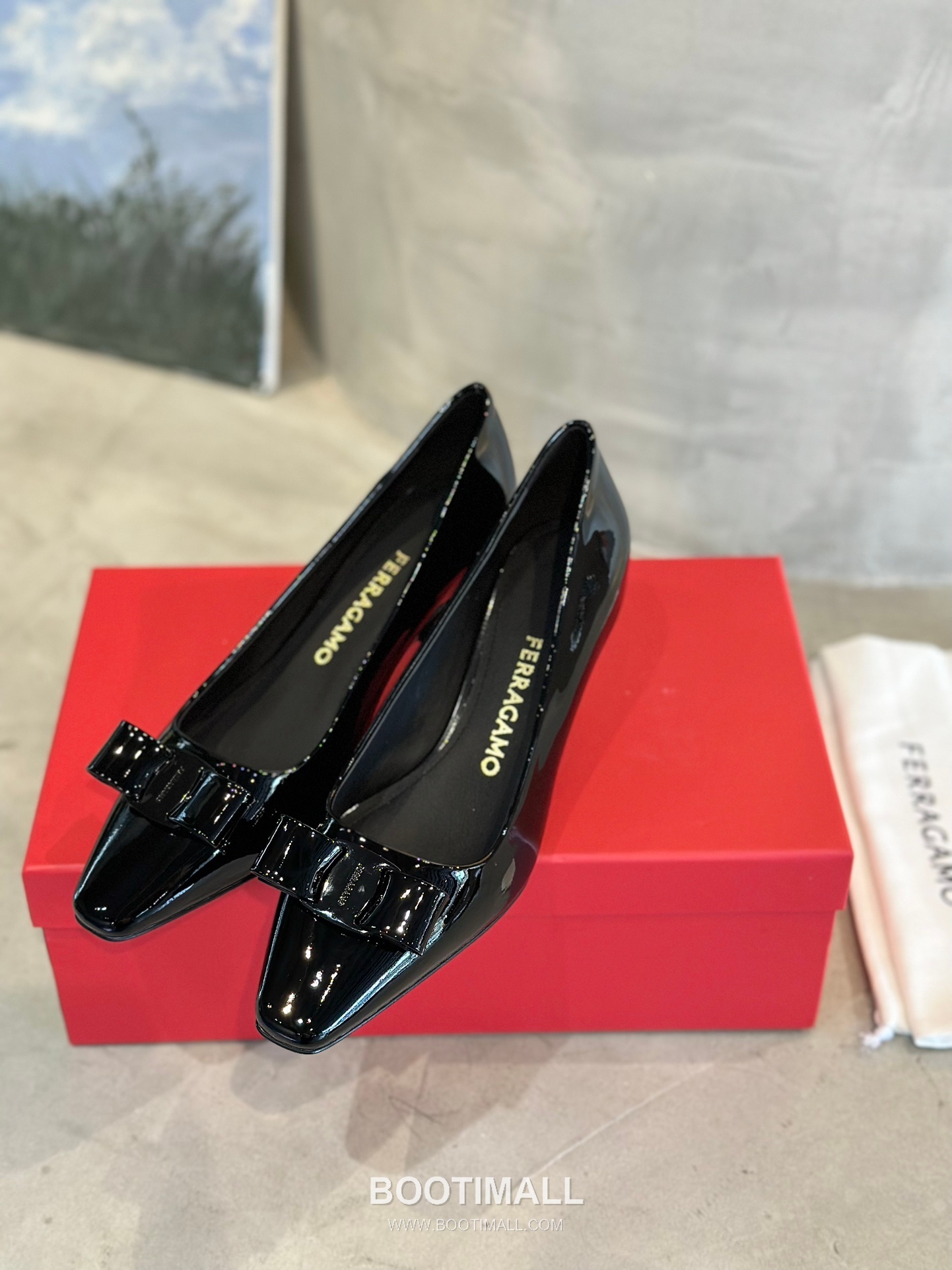 Salvatore Ferragamo Vara Bow Patent Leather Pump Heels 살바토레 페라가모 바라 리본 페이턴트 레더 펌프스 힐 504845 7cm 2