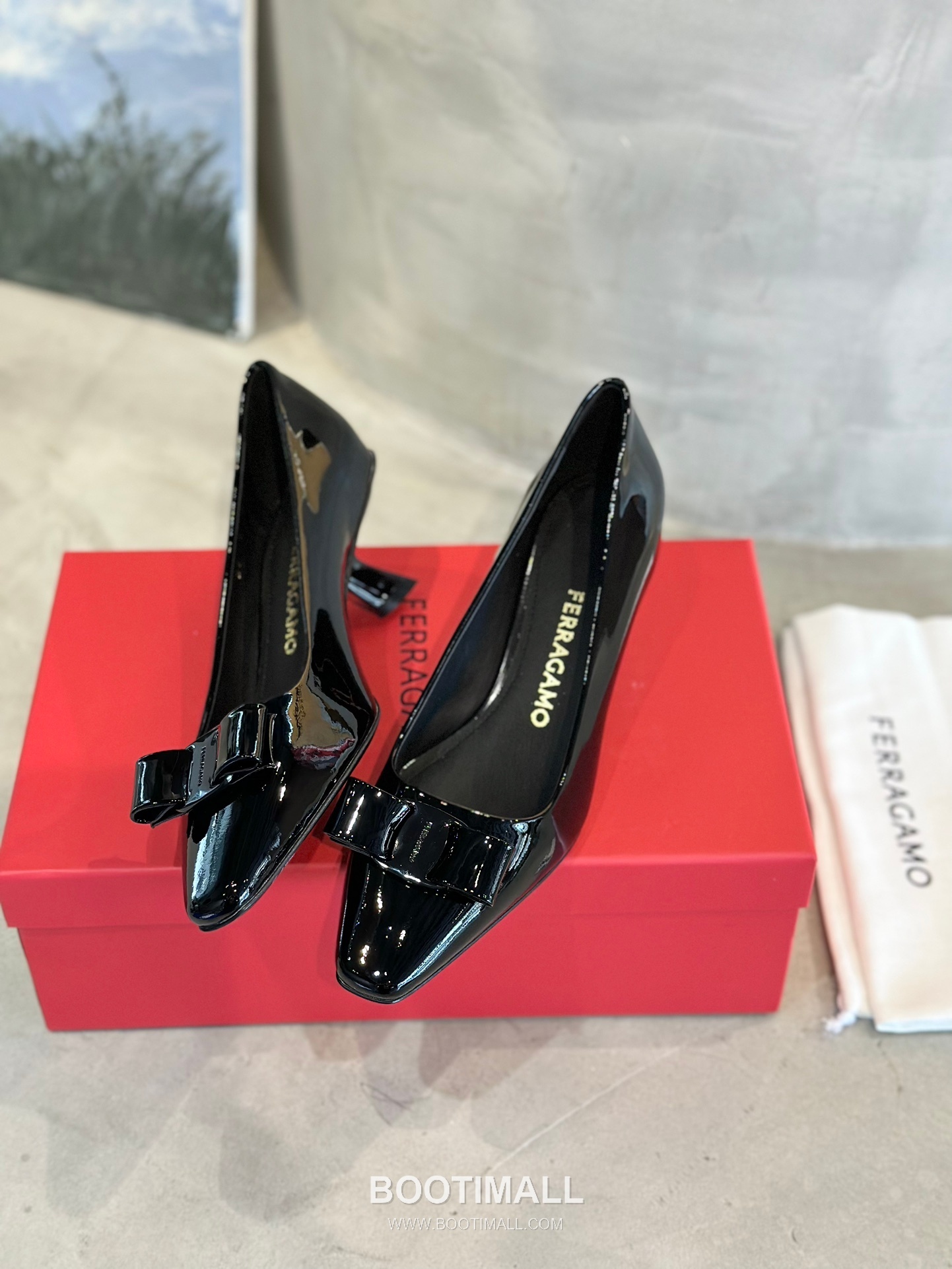 Salvatore Ferragamo Vara Bow Patent Leather Pump Heels 살바토레 페라가모 바라 리본 페이턴트 레더 펌프스 힐 504845 7cm 3