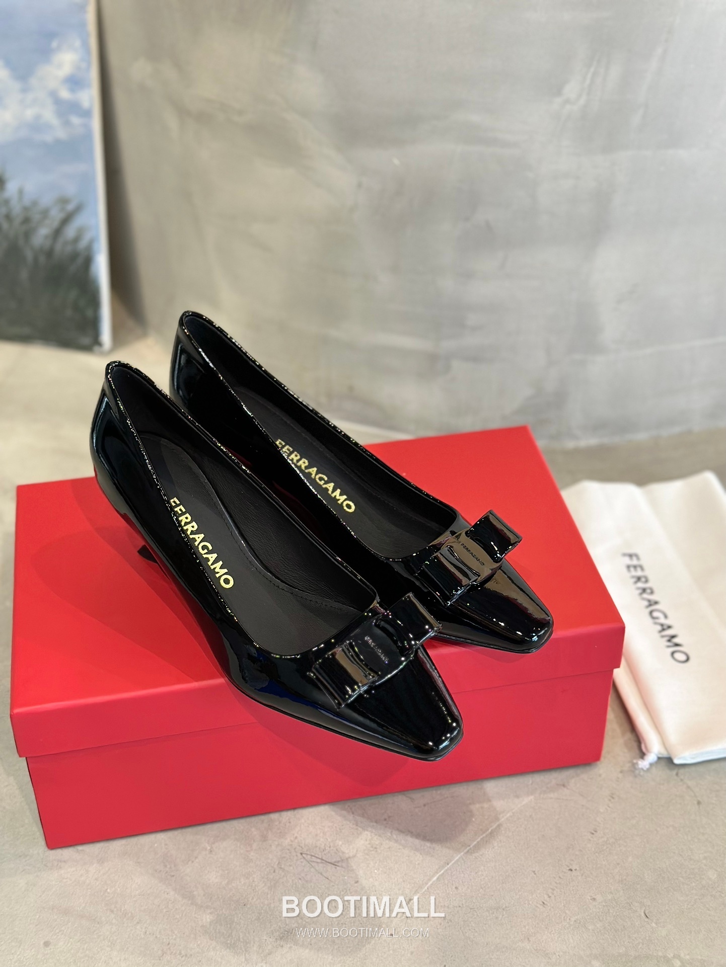 Salvatore Ferragamo Vara Bow Patent Leather Pump Heels 살바토레 페라가모 바라 리본 페이턴트 레더 펌프스 힐 504845 7cm 4