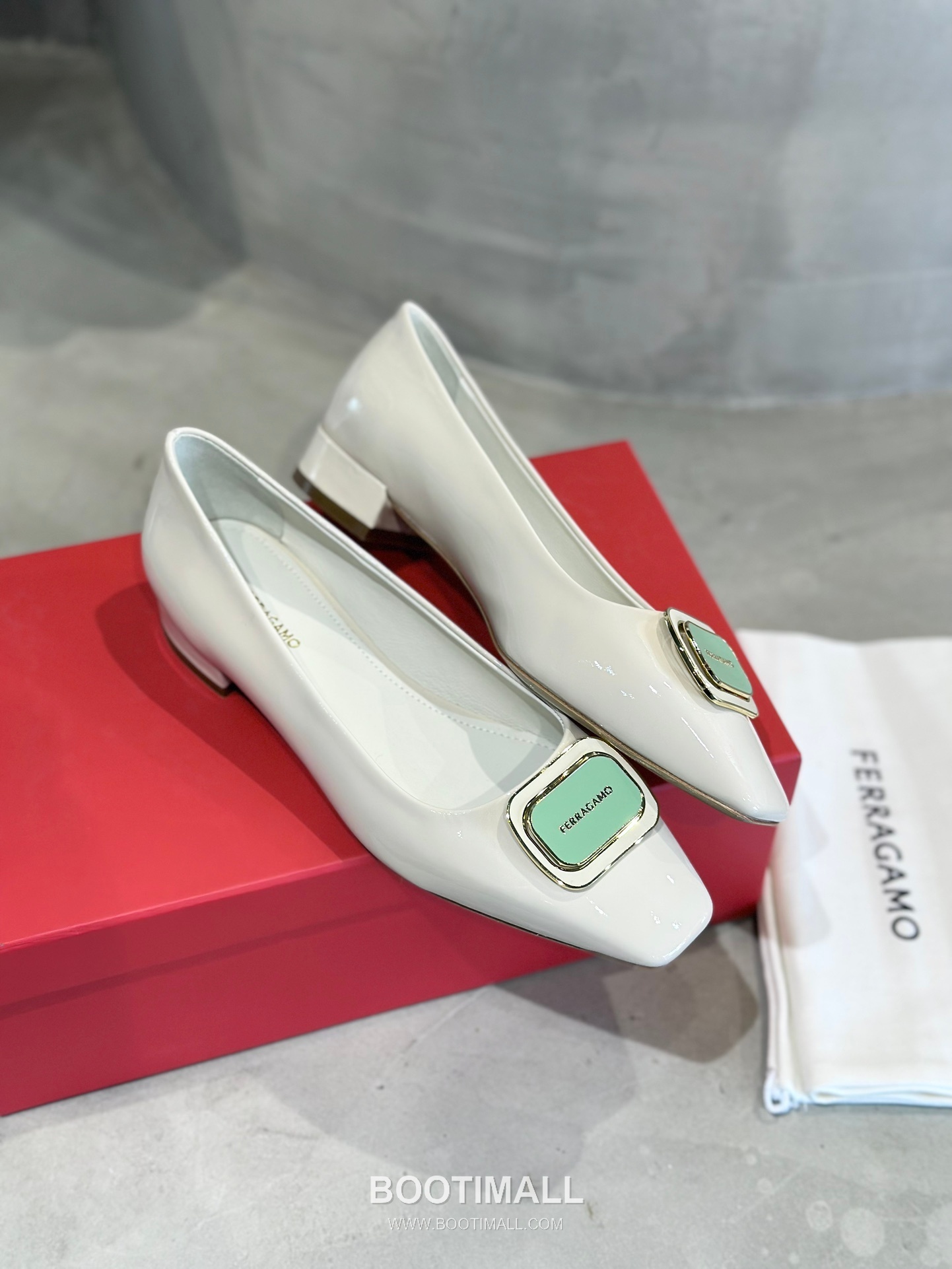 Salvatore Ferragamo Gancini Patent Leather Ballet Flats 살바토레 페라가모 간치니 페이턴트 레더 발레리나 플랫 504845 2cm 3