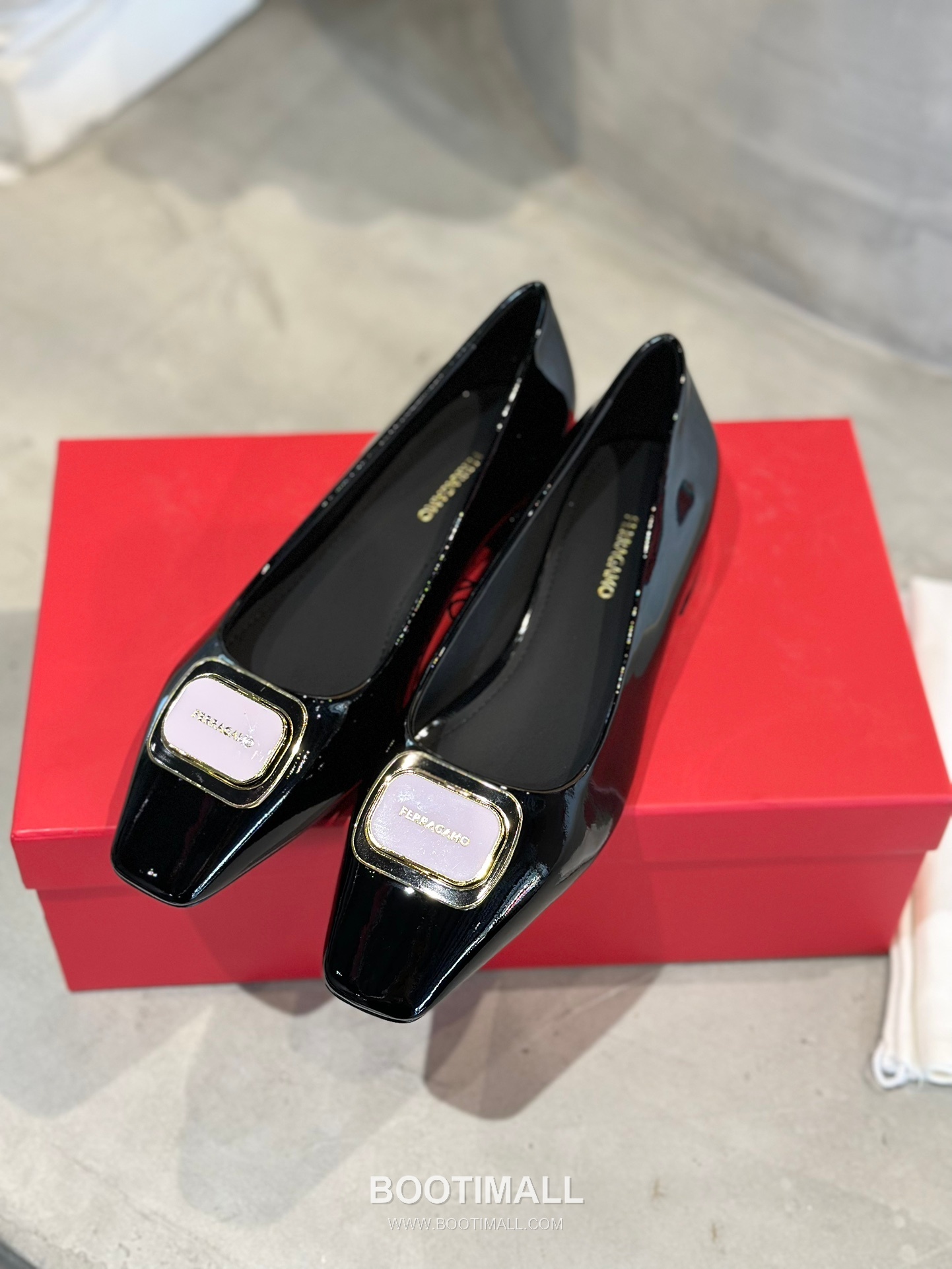 Salvatore Ferragamo Gancini Patent Leather Ballet Flats 살바토레 페라가모 간치니 페이턴트 레더 발레리나 플랫 504845 2cm 4