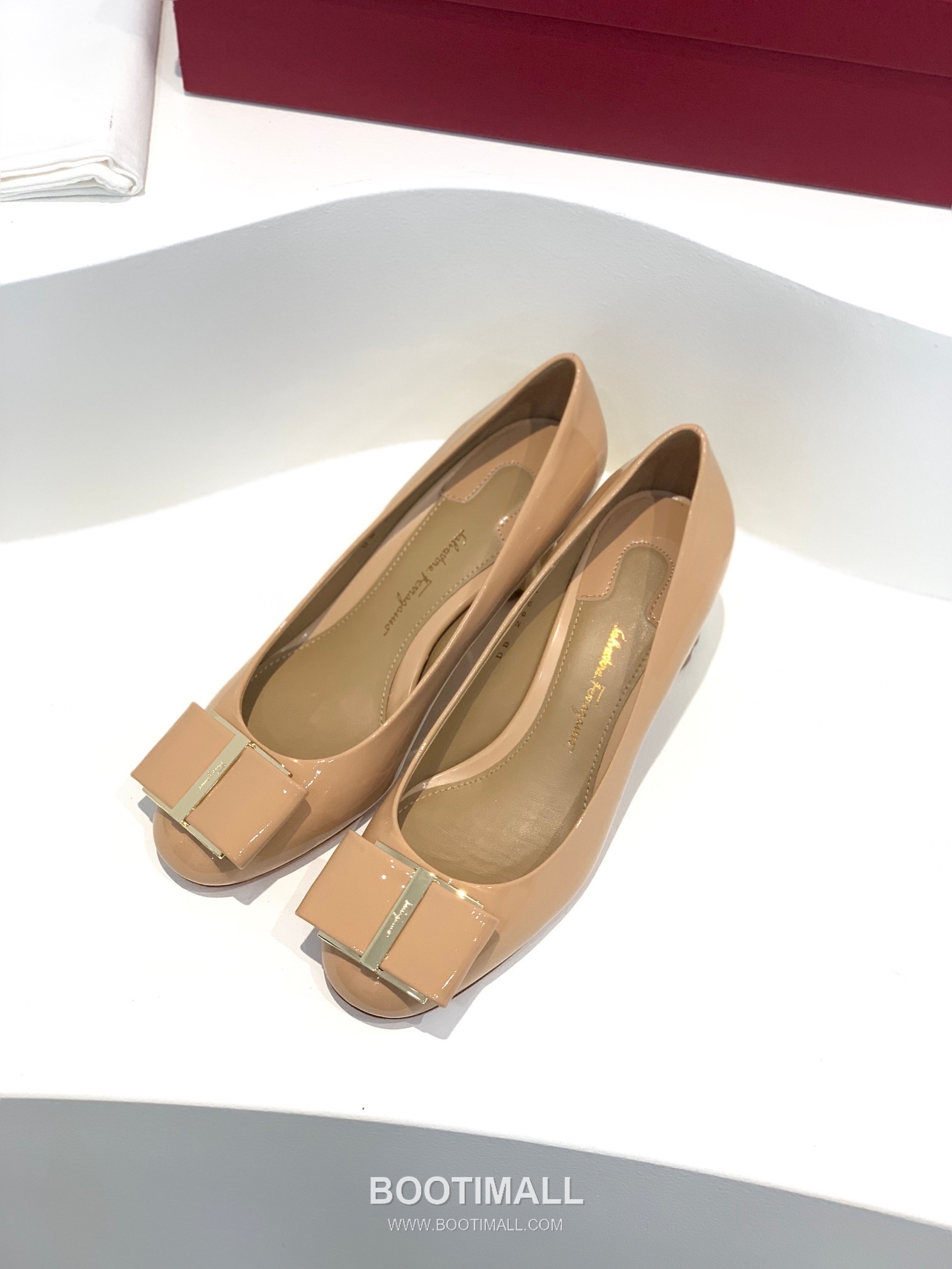 Salvatore Ferragamo Vara Bow Velvet Mid Heel Pumps 살바토레 페라가모 바라 리본 벨벳 미들 힐 펌프스 504845 5cm 2