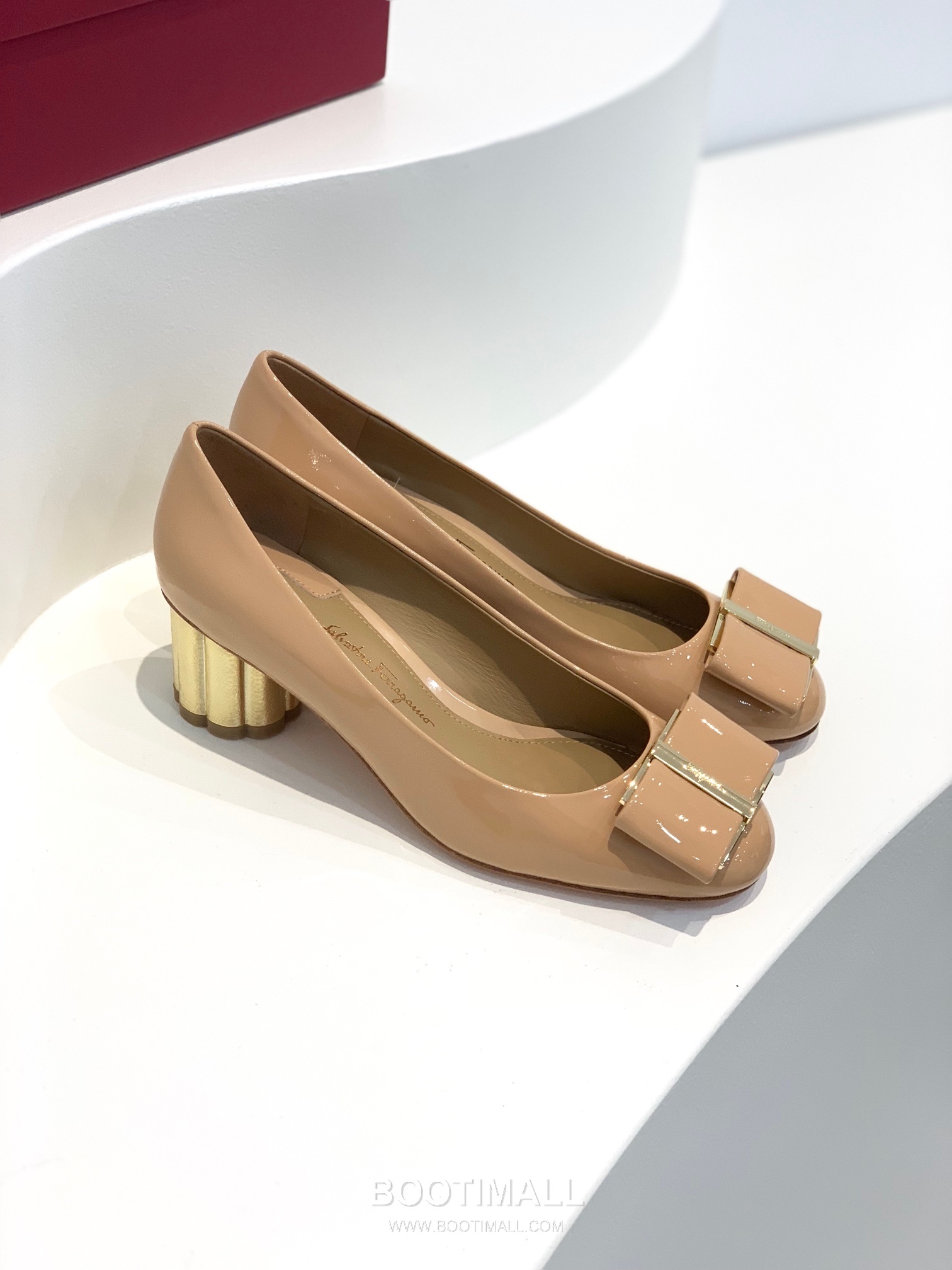 Salvatore Ferragamo Vara Bow Velvet Mid Heel Pumps 살바토레 페라가모 바라 리본 벨벳 미들 힐 펌프스 504845 5cm 4