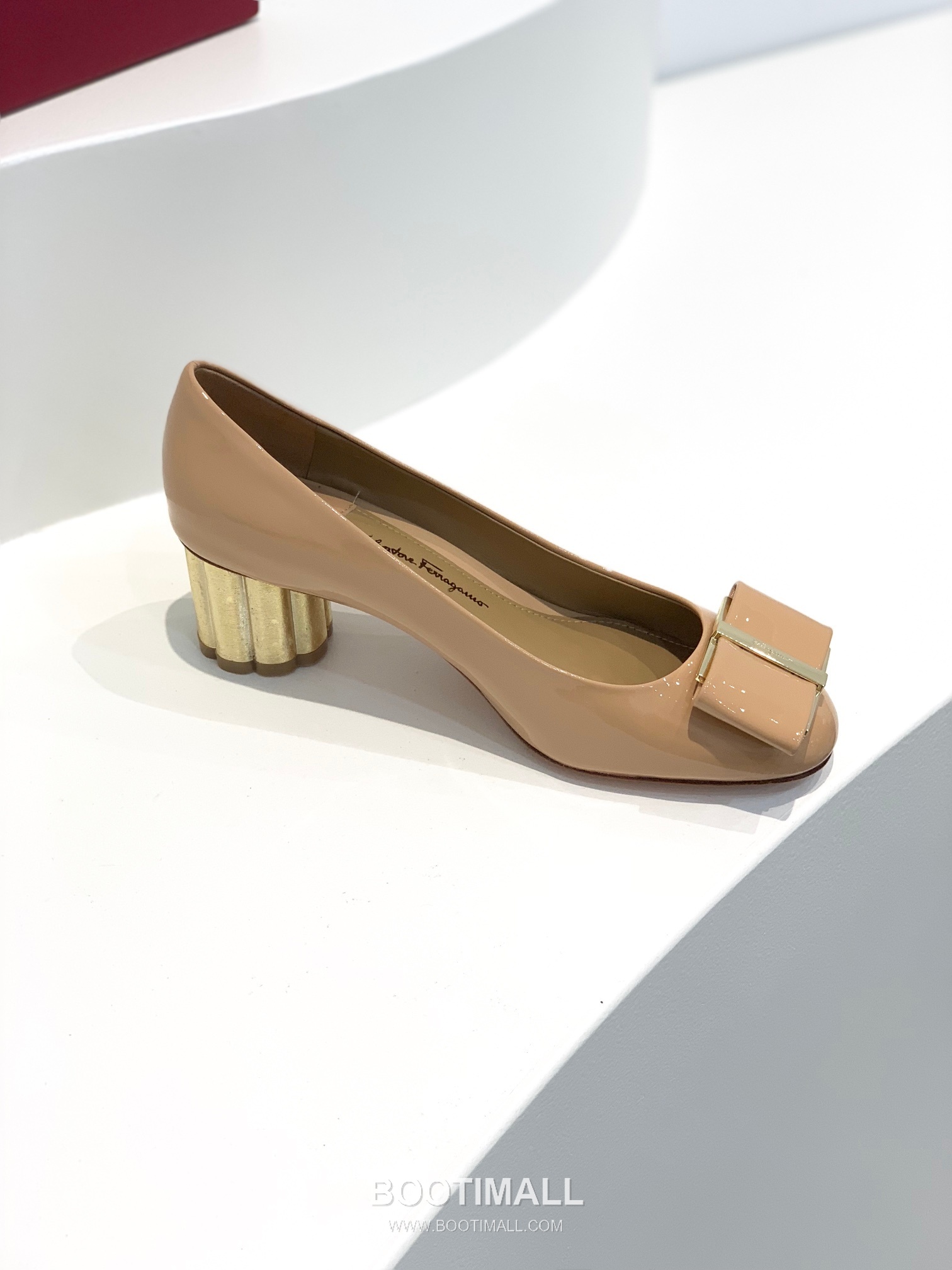 Salvatore Ferragamo Vara Bow Velvet Mid Heel Pumps 살바토레 페라가모 바라 리본 벨벳 미들 힐 펌프스 504845 5cm 5