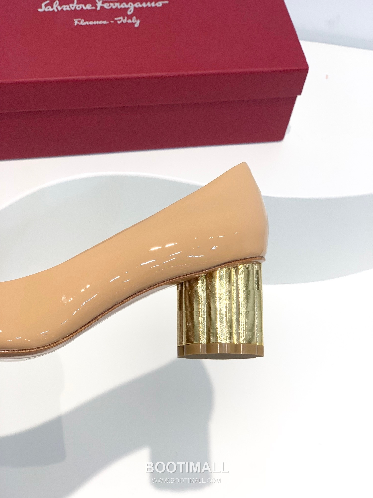 Salvatore Ferragamo Vara Bow Velvet Mid Heel Pumps 살바토레 페라가모 바라 리본 벨벳 미들 힐 펌프스 504845 5cm 7