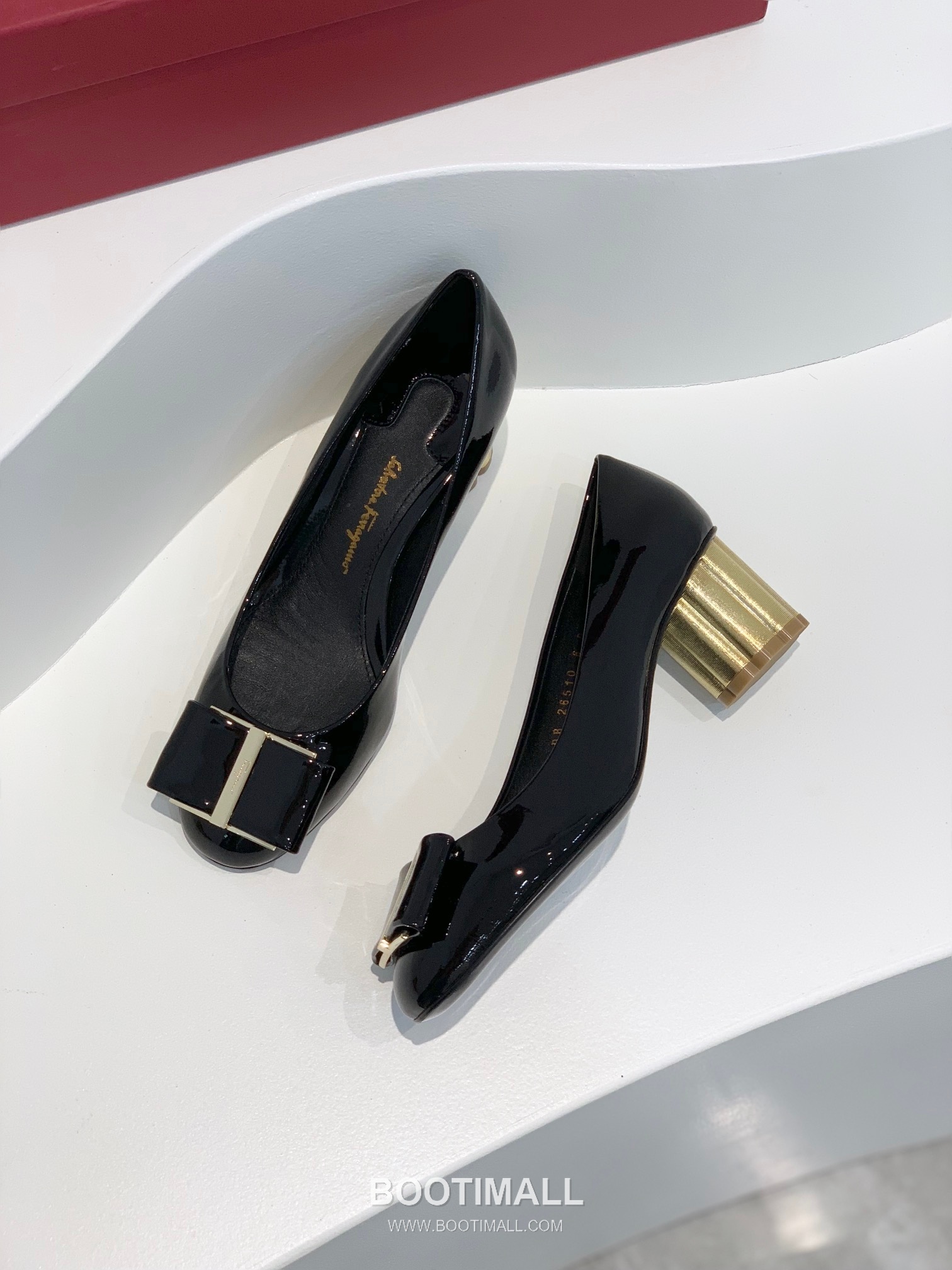 Salvatore Ferragamo Vara Bow Velvet Mid Heel Pumps 살바토레 페라가모 바라 리본 벨벳 미들 힐 펌프스 504845 5cm 3