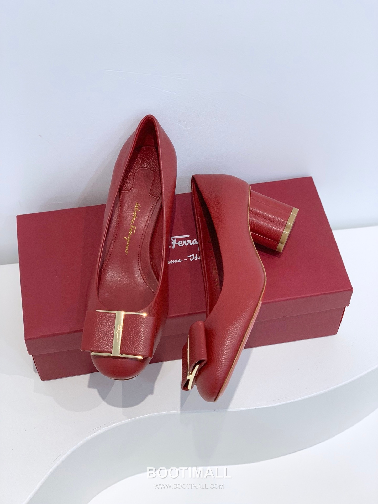 Salvatore Ferragamo Vara Bow Velvet Mid Heel Pumps 살바토레 페라가모 바라 리본 벨벳 미들 힐 펌프스 504845 5cm 7