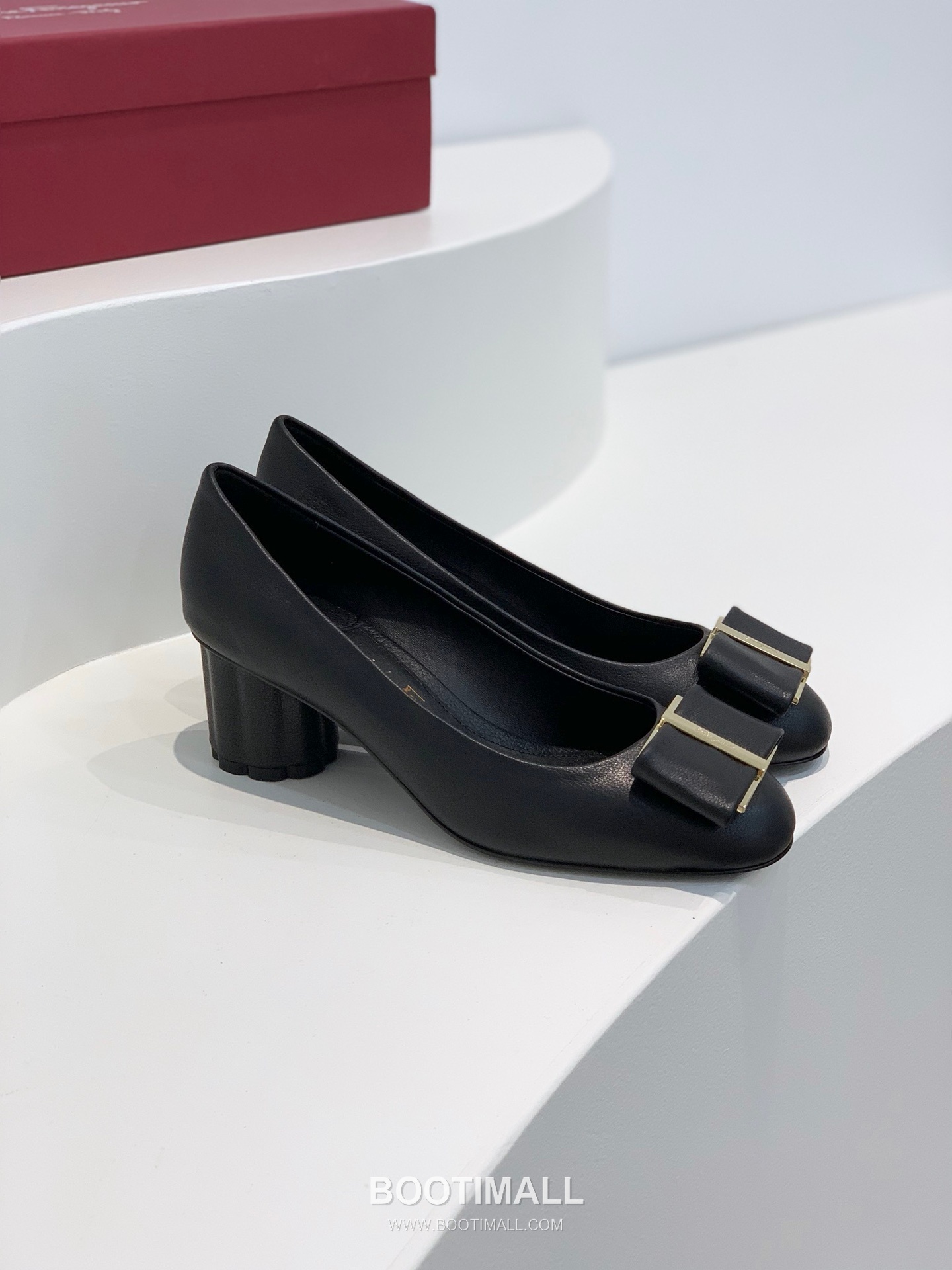 Salvatore Ferragamo Vara Bow Velvet Mid Heel Pumps 살바토레 페라가모 바라 리본 벨벳 미들 힐 펌프스 504845 5cm 4