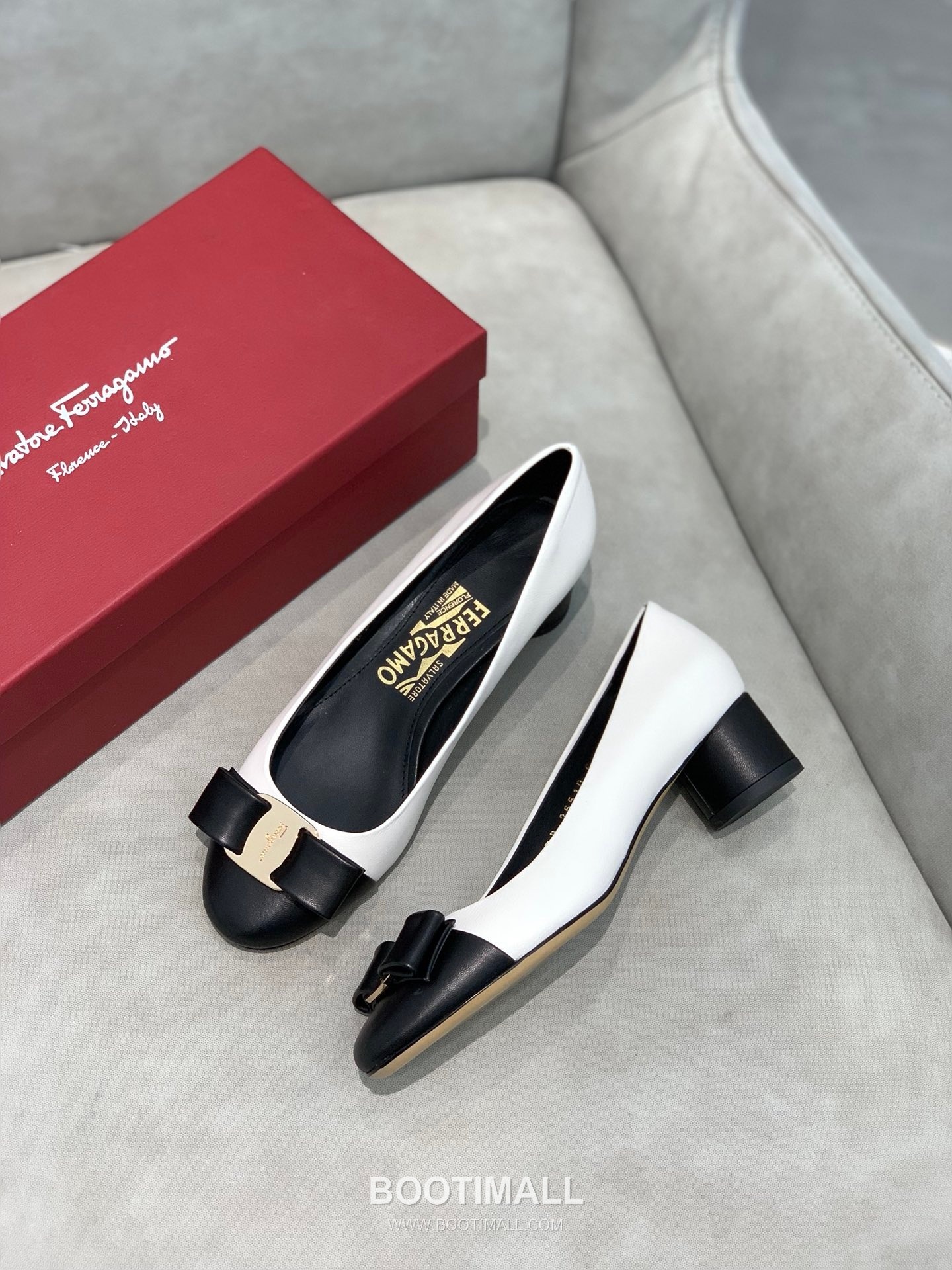 Salvatore Ferragamo Vara Bow Nappa Leather Mid Heel Pumps 살바토레 페라가모 바라 리본 나파 레더 미들 힐 펌프스 504845 3cm 4