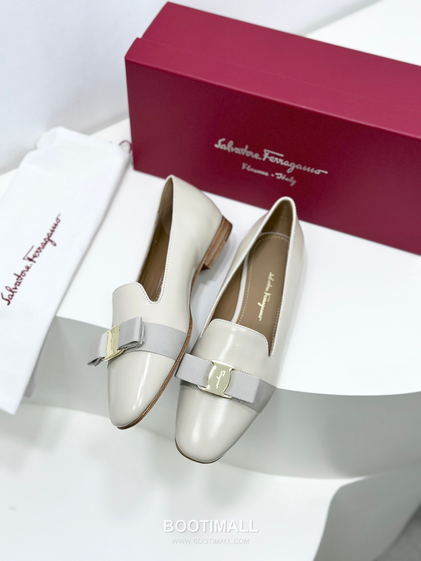 Salvatore Ferragamo Vara Bow Leather Loafer Flats 살바토레 페라가모 바라 리본 레더 로퍼 플랫 504845 1cm 2