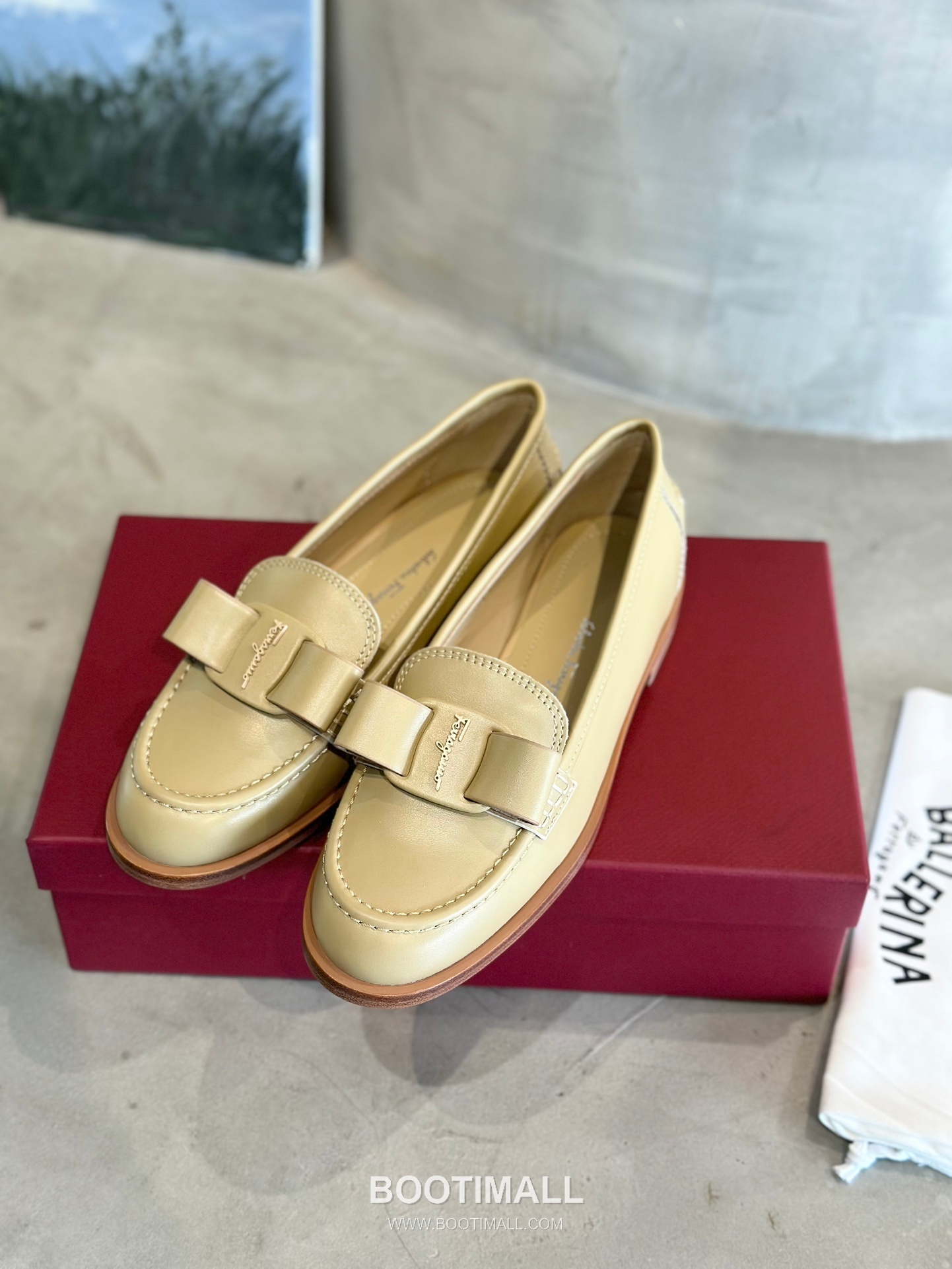 Salvatore Ferragamo Viva Bow Leather Loafer Flats 살바토레 페라가모 비바 리본 레더 로퍼 플랫 555048 2cm 4