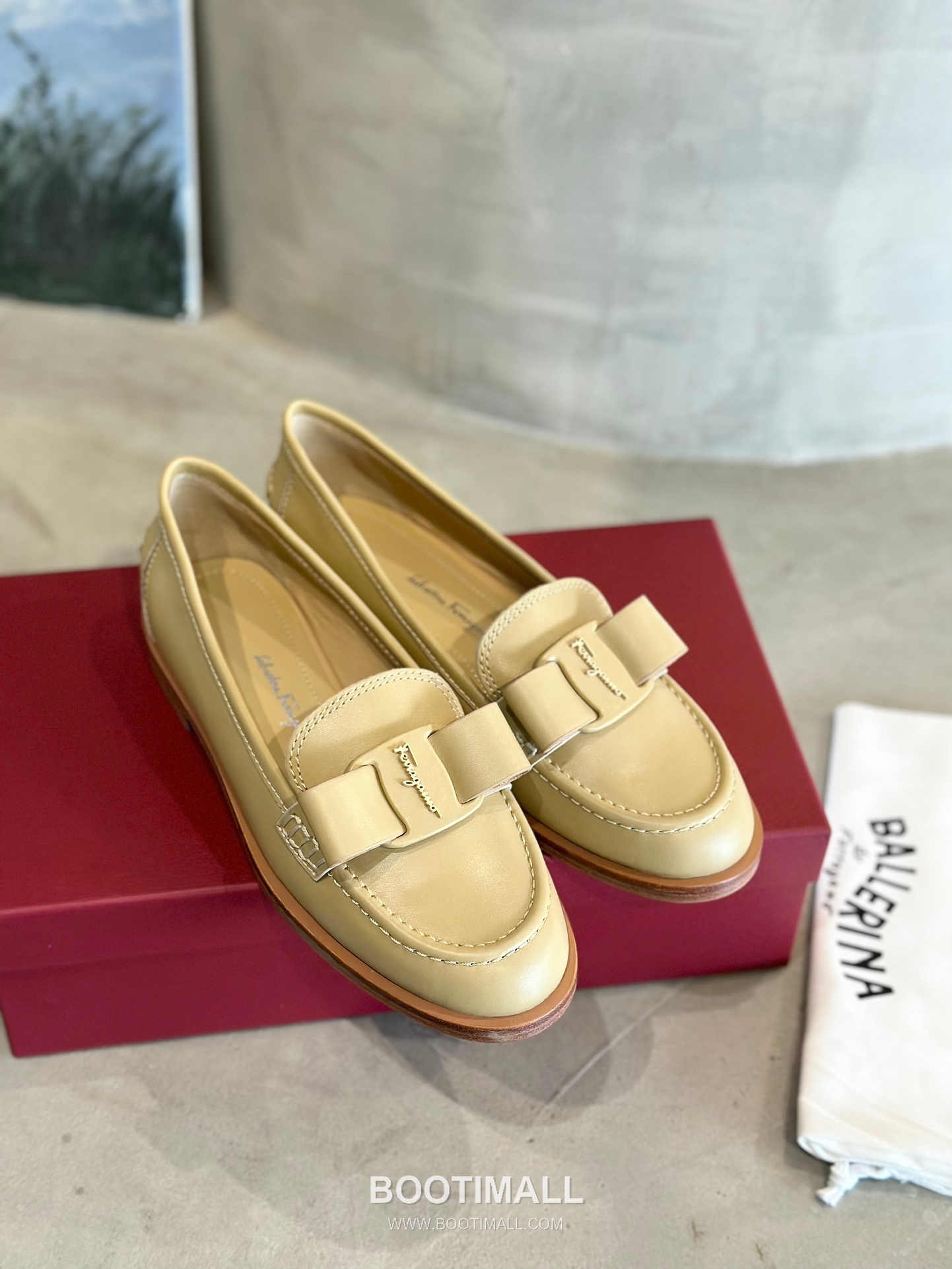 Salvatore Ferragamo Viva Bow Leather Loafer Flats 살바토레 페라가모 비바 리본 레더 로퍼 플랫 555048 2cm 6