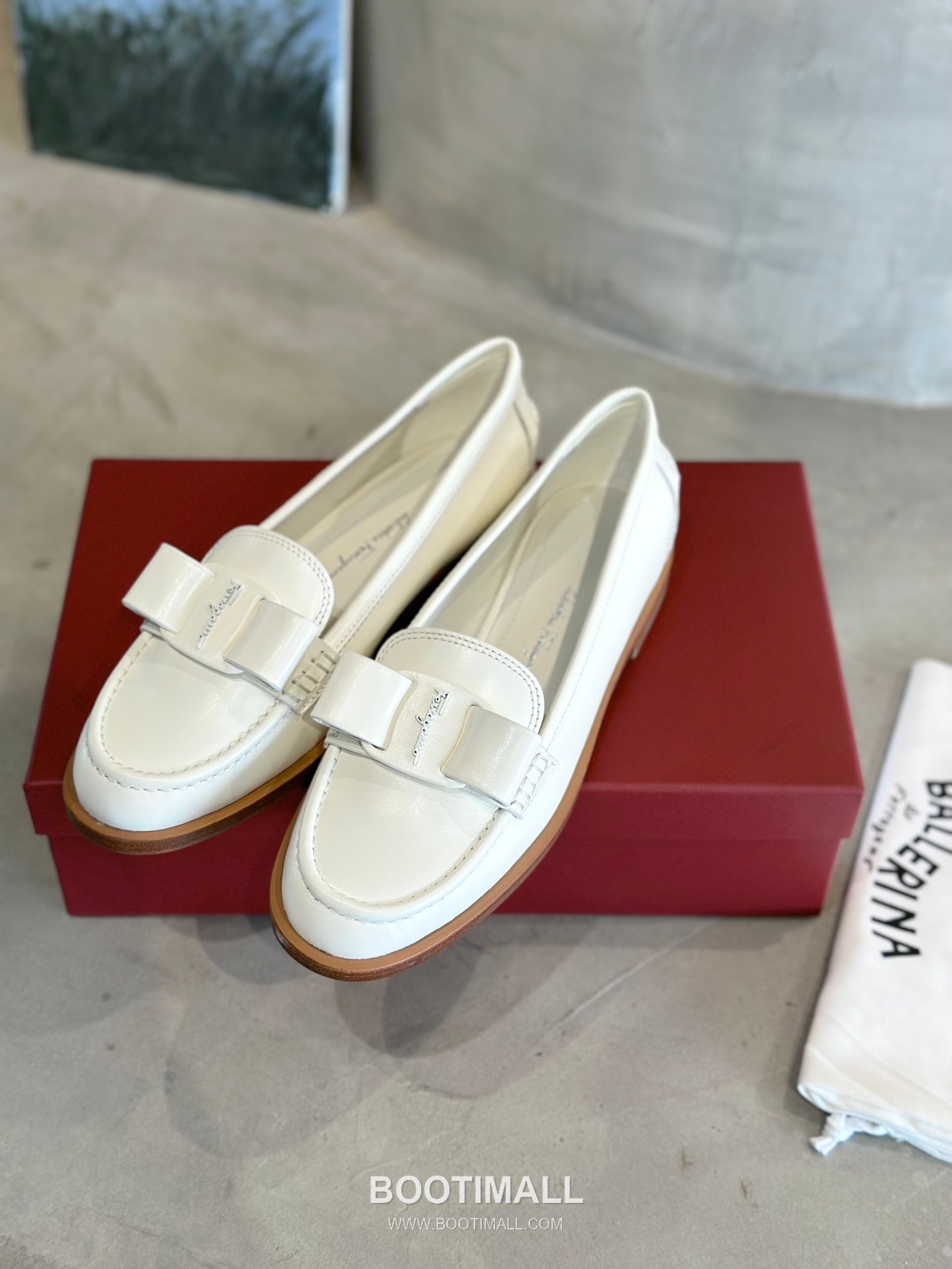 Salvatore Ferragamo Viva Bow Leather Loafer Flats 살바토레 페라가모 비바 리본 레더 로퍼 플랫 555048 2cm 4