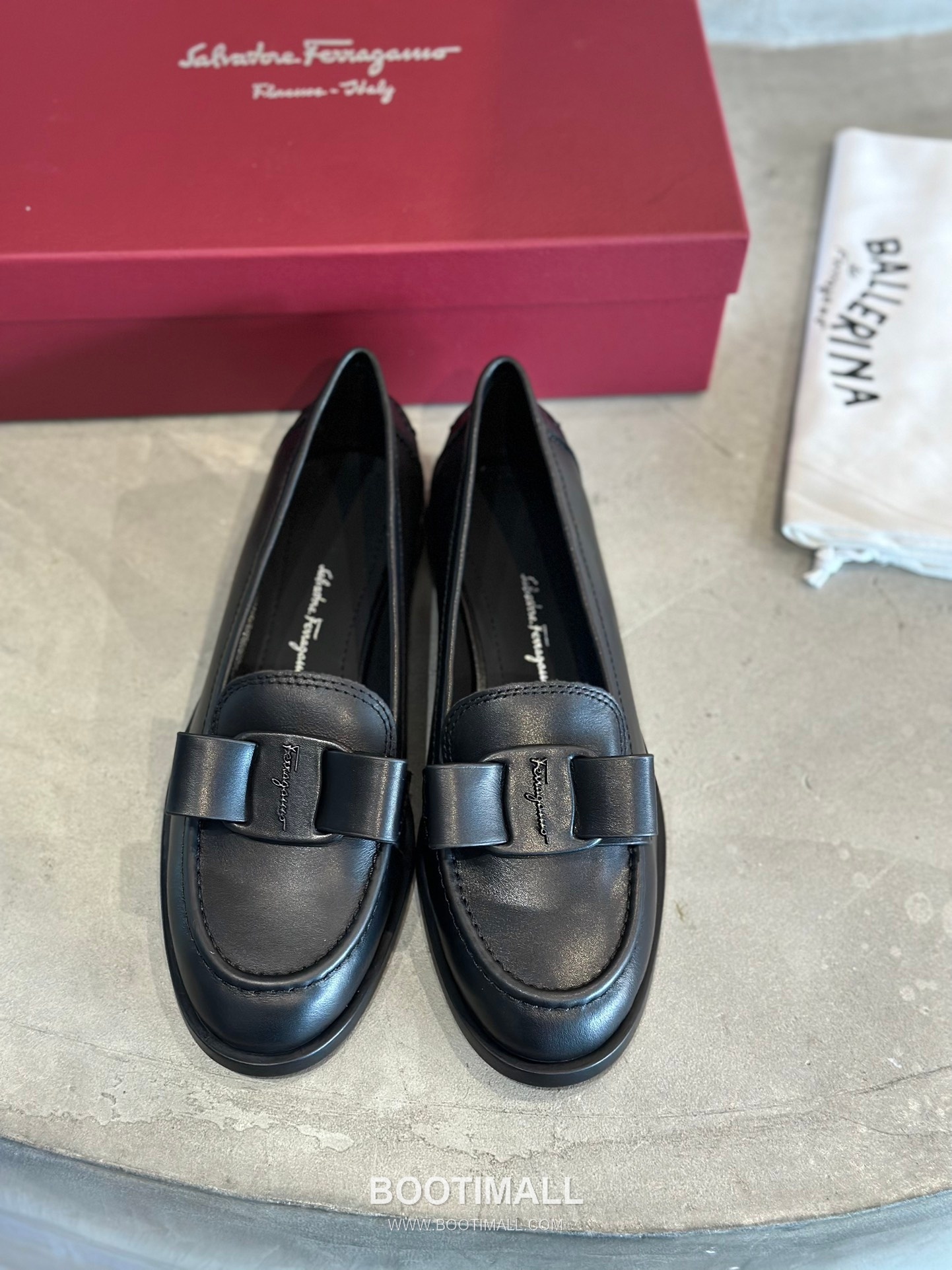Salvatore Ferragamo Viva Bow Leather Loafer Flats 살바토레 페라가모 비바 리본 레더 로퍼 플랫 555048 2cm 1