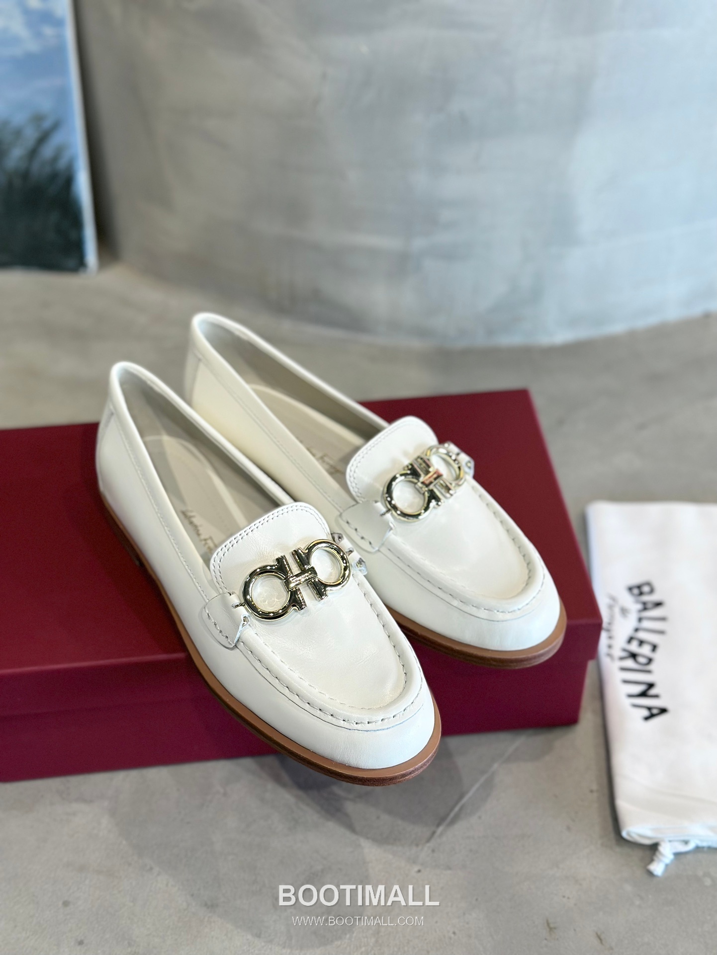 Salvatore Ferragamo Gancini Goatskin Leather Loafer Flats 살바토레 페라가모 간치니 고트스킨 레더 로퍼 플랫 555048 2cm 6