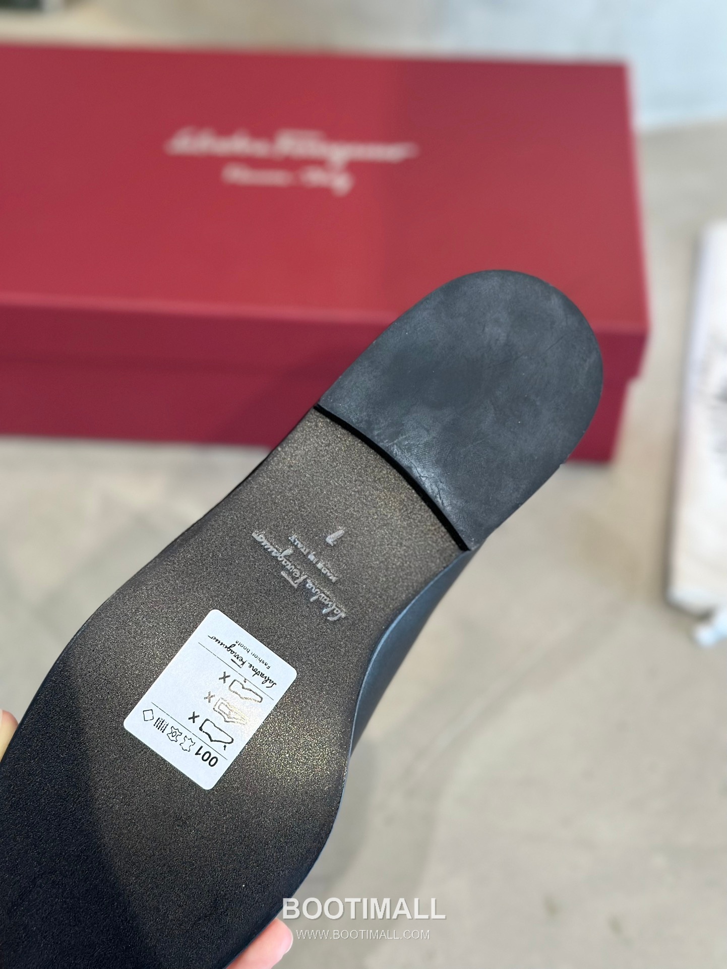 Salvatore Ferragamo Gancini Goatskin Leather Loafer Flats 살바토레 페라가모 간치니 고트스킨 레더 로퍼 플랫 555048 2cm 9