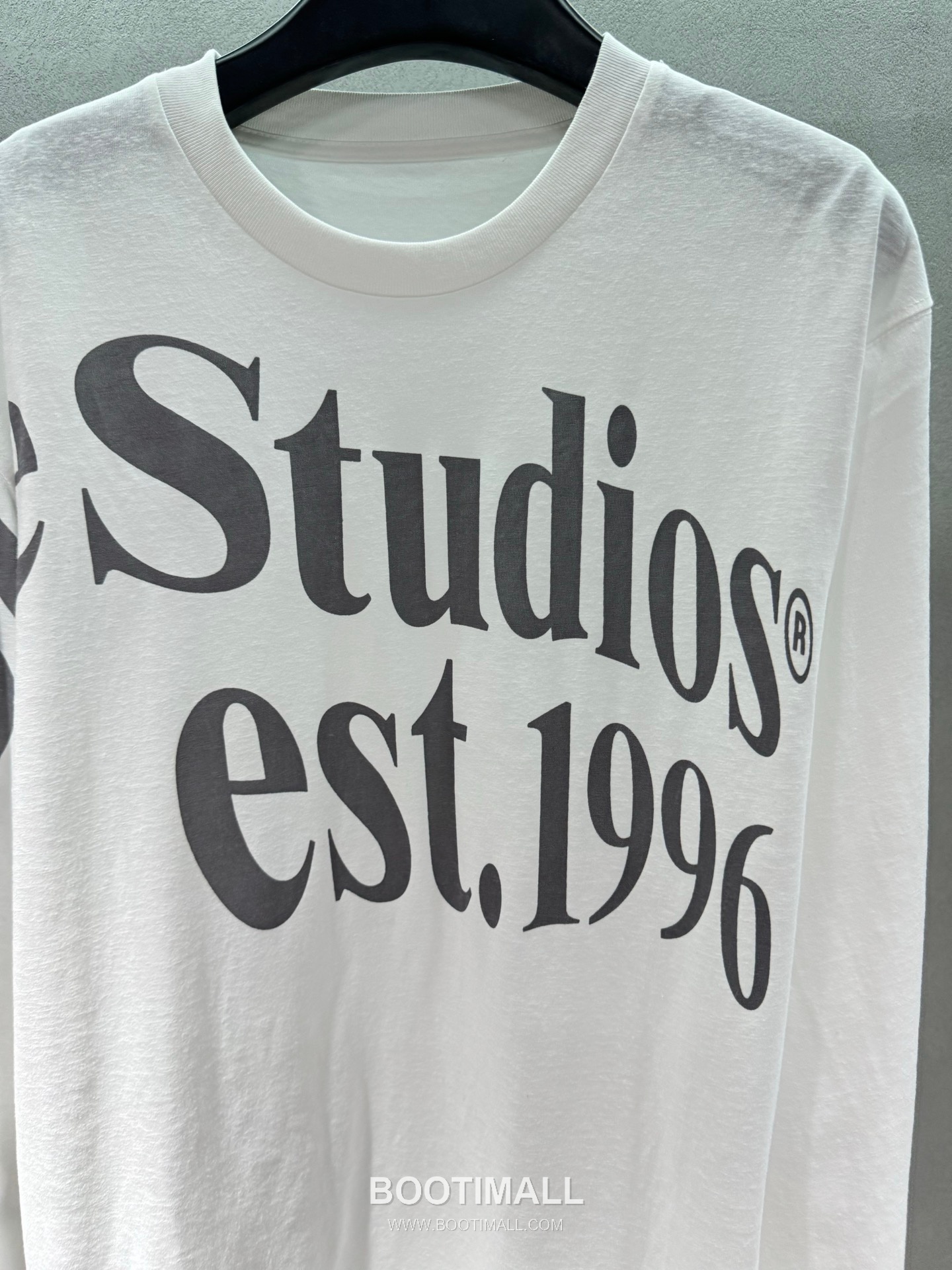Acne Studios SS26 Distressed Logo Long Sleeve T-Shirt 아크네 스튜디오 SS26 디스트레스드 로고 롱슬리브 티셔츠 9