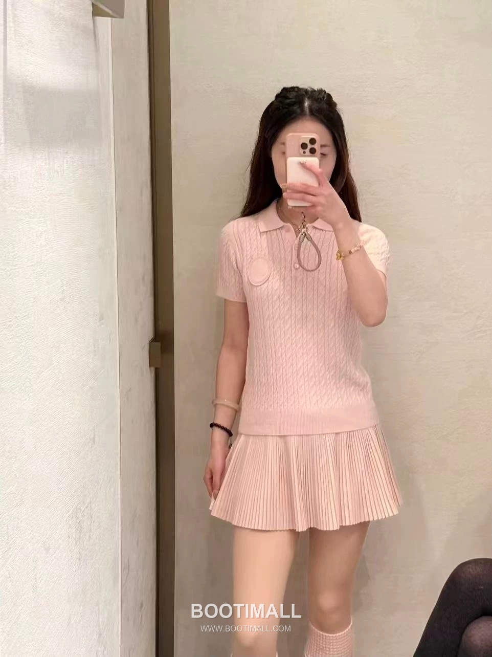 Dior Rococo CD Mother-of-Pearl Button Ribbed Cable-Knit Pink Short Sleeve Knit Top 디올 로코코 CD 자개 버튼 리브 케이블 니트 핑크 반팔 탑 7