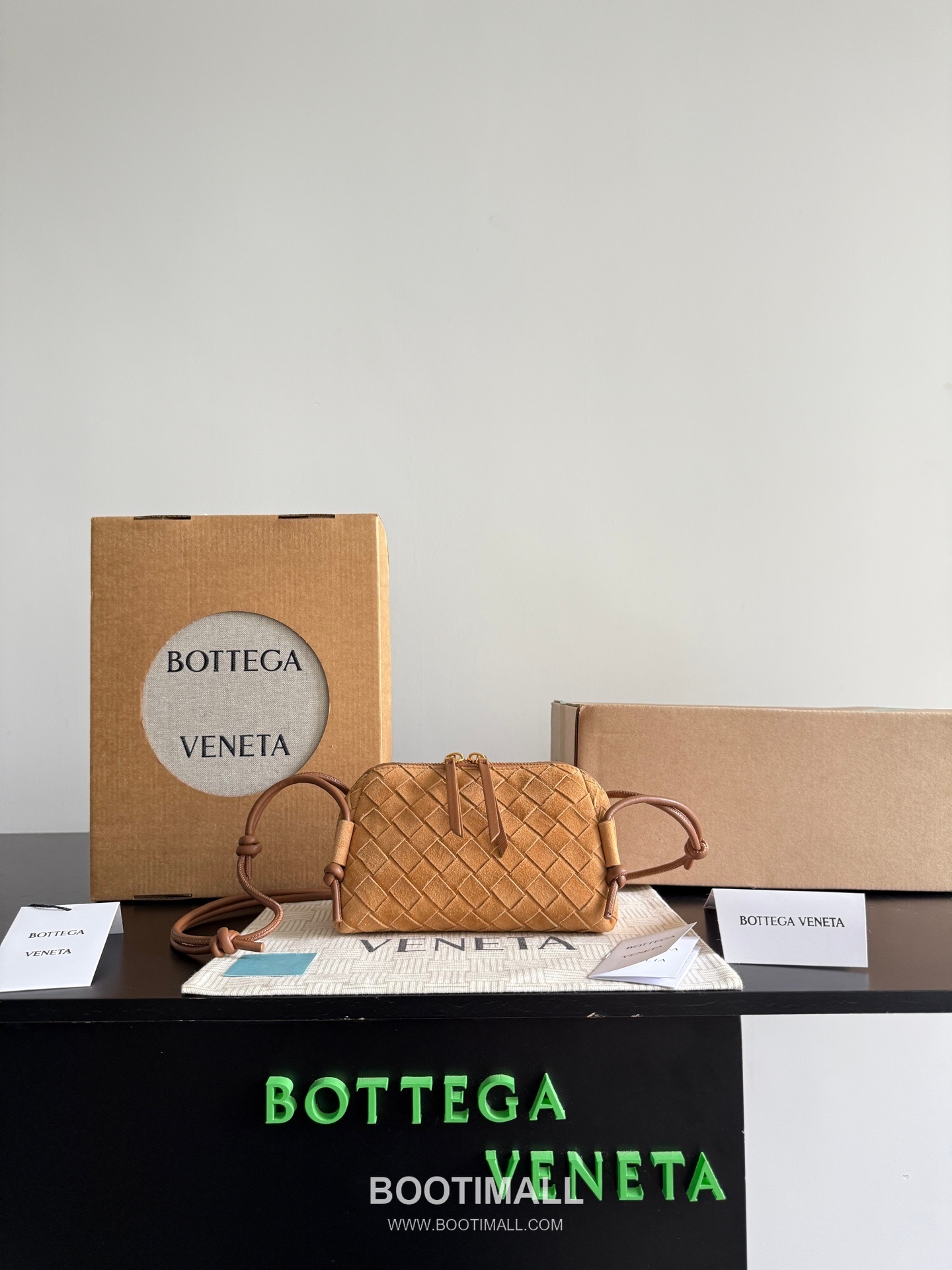 Bottega Veneta Concert Pouch 794258 Crossbody Bag 보테가 베네타 콘서트 파우치 794258 크로스백 18.5cm 1