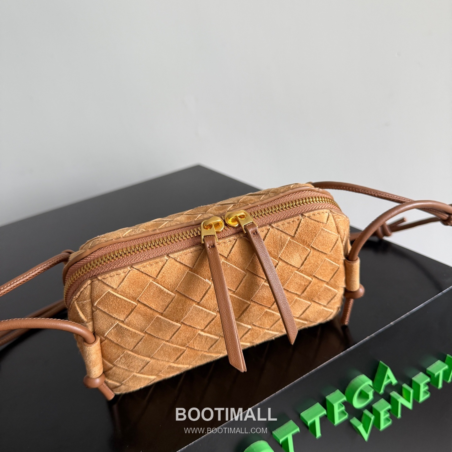 Bottega Veneta Concert Pouch 794258 Crossbody Bag 보테가 베네타 콘서트 파우치 794258 크로스백 18.5cm 5