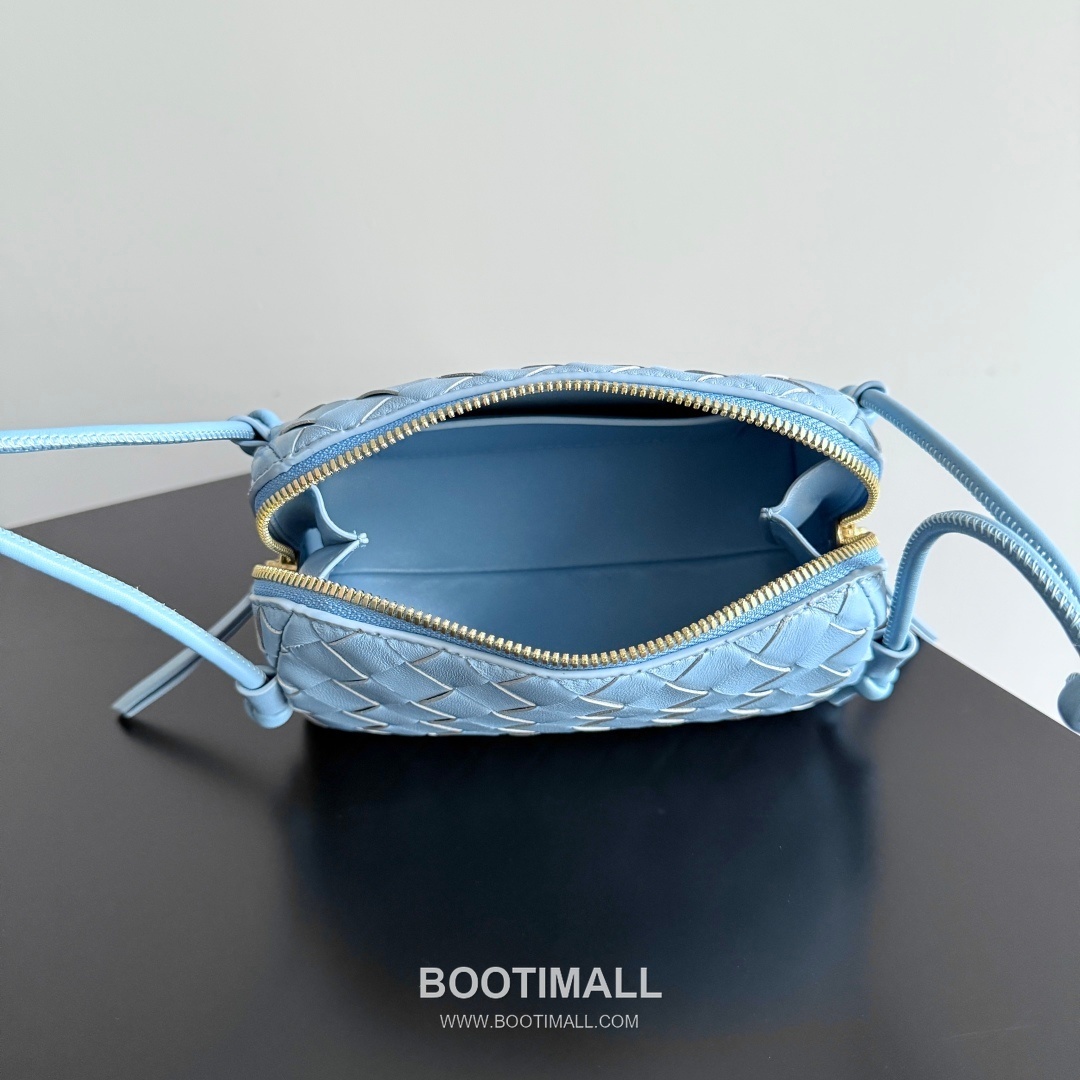 Bottega Veneta Concert Pouch Intrecciato Leather Mini Crossbody Bag 보테가베네타 콘서트 파우치 인트레치아토 가죽 미니 크로스백 18.5cm 9