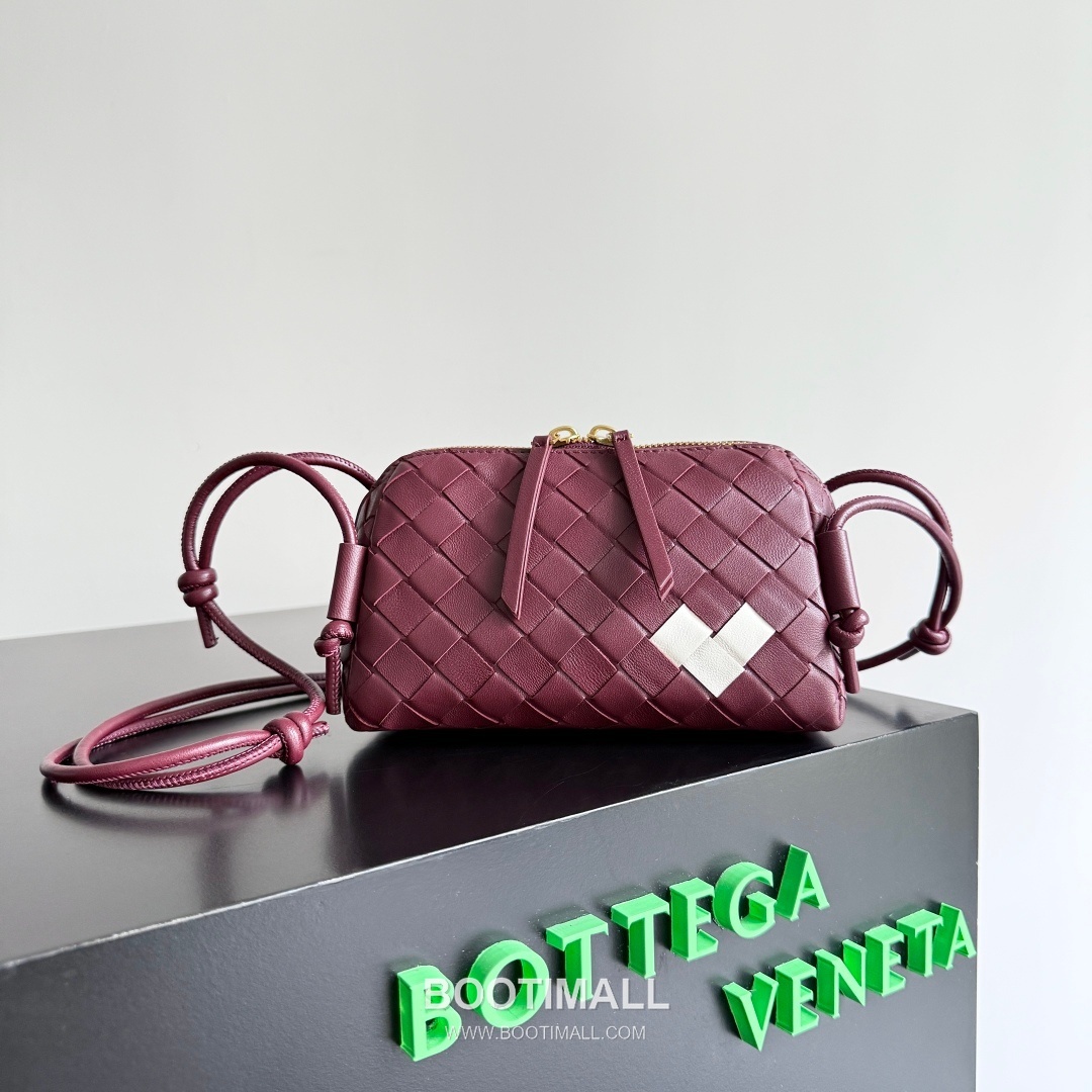Bottega Veneta Concert Pouch Mini Intrecciato Leather Crossbody Bag 보테가 베네타 콘서트 파우치 미니 794258 인트레치아토 레더 크로스백 18.5cm 2