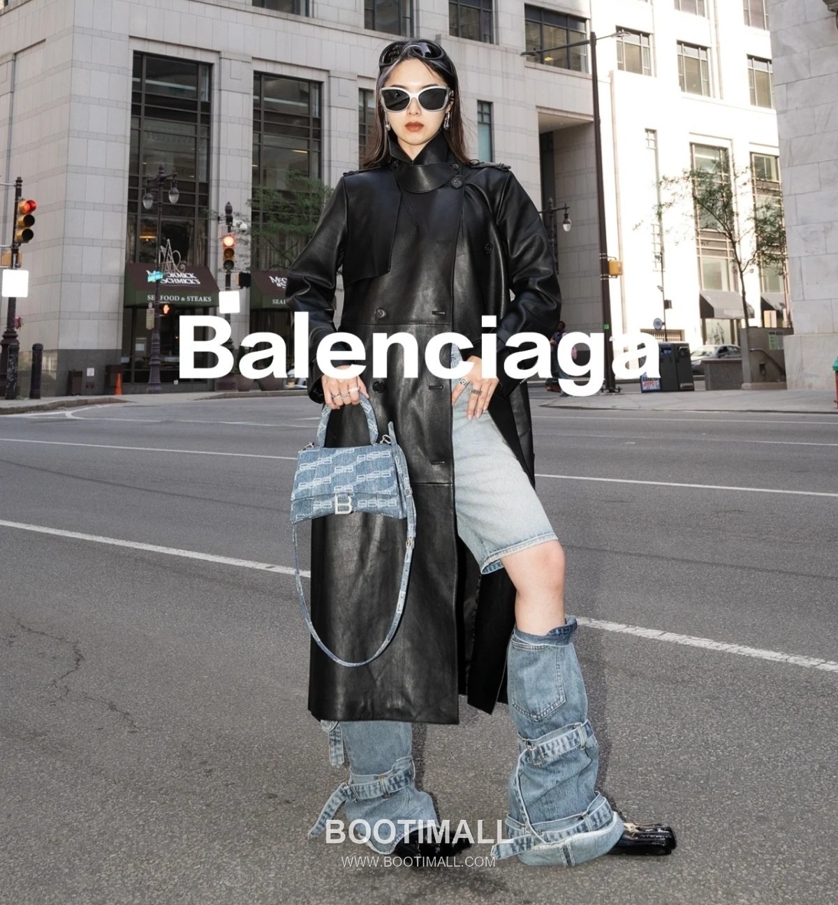 Balenciaga Hourglass Denim Print Leather Top Handle Bag 발렌시아가 아워글래스 데님 프린트 가죽 탑핸들 백 24cm 1