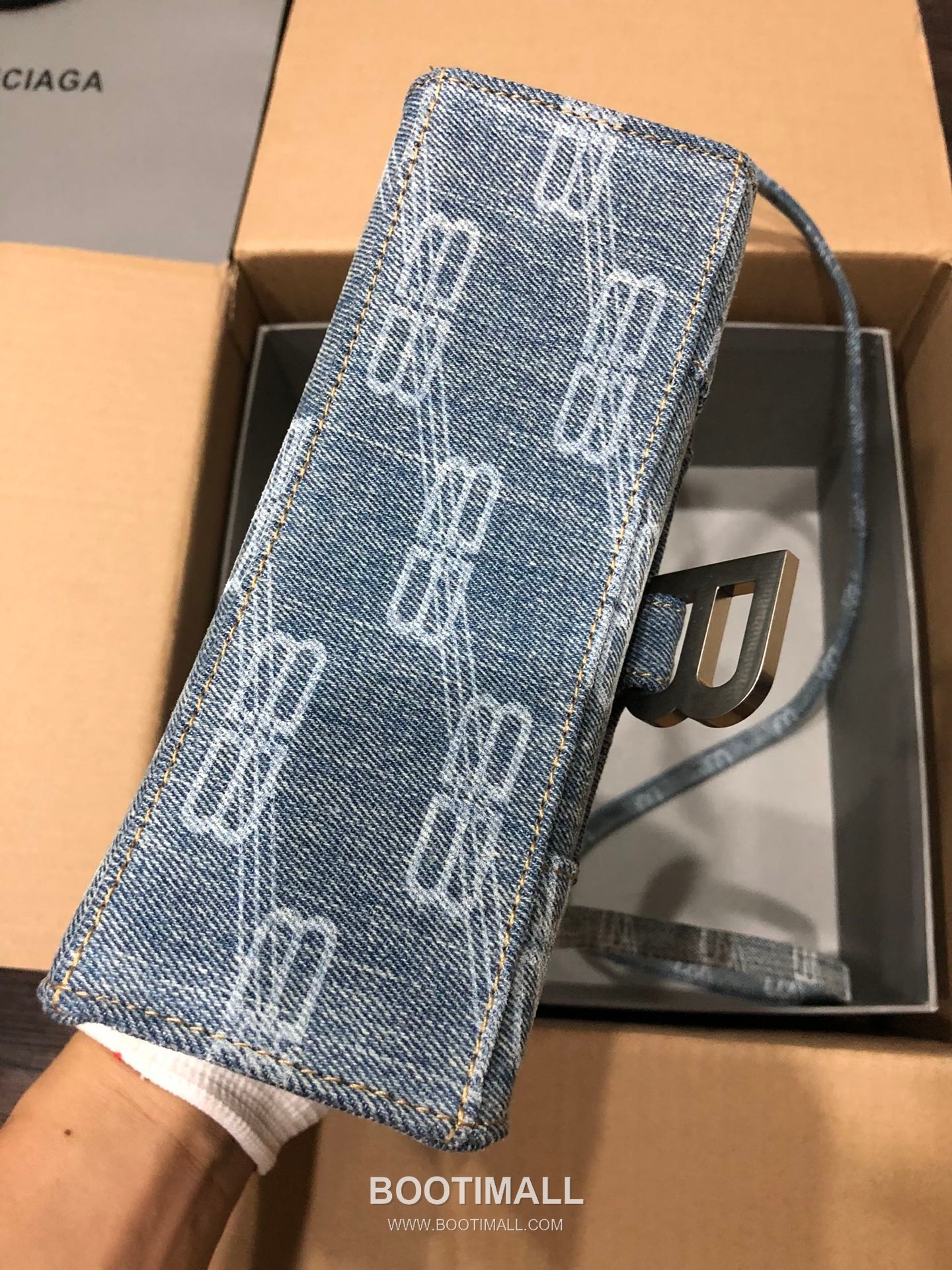 Balenciaga Hourglass Denim Print Leather Top Handle Bag 발렌시아가 아워글래스 데님 프린트 가죽 탑핸들 백 24cm 13