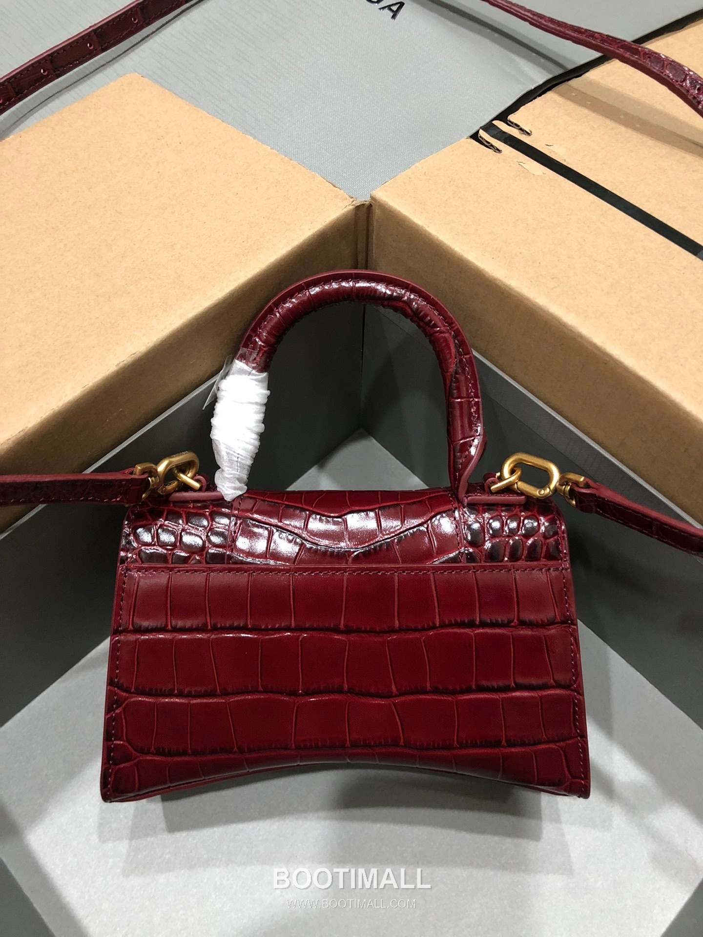 Balenciaga Hourglass Crocodile Embossed Leather Top Handle Bag 발렌시아가 아워글래스 크로커다일 엠보싱 가죽 탑핸들 백 24cm 2