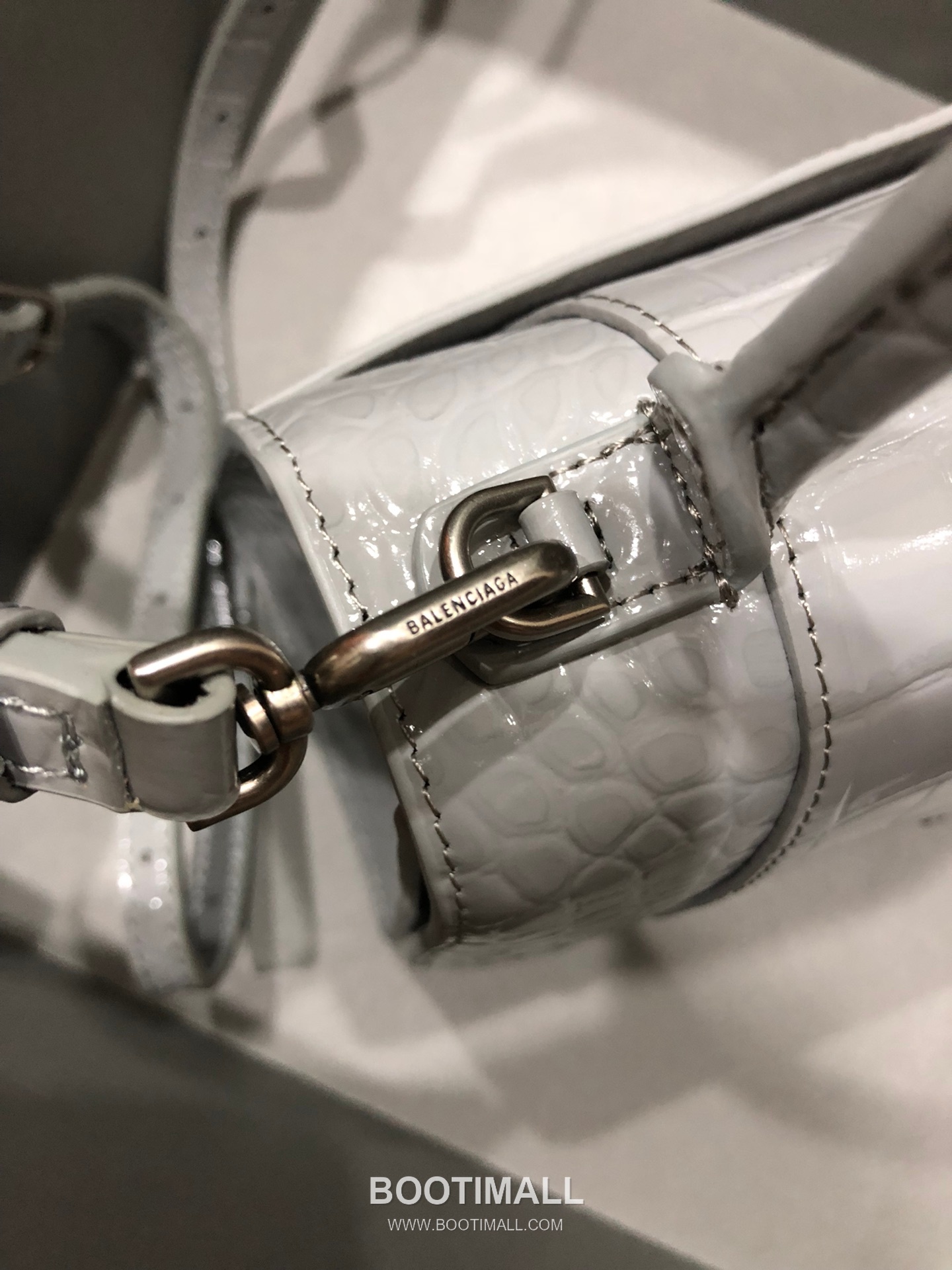 Balenciaga Hourglass Crocodile Embossed Leather Top Handle Bag 발렌시아가 아워글래스 크로커다일 엠보싱 가죽 탑핸들 백 24cm 6
