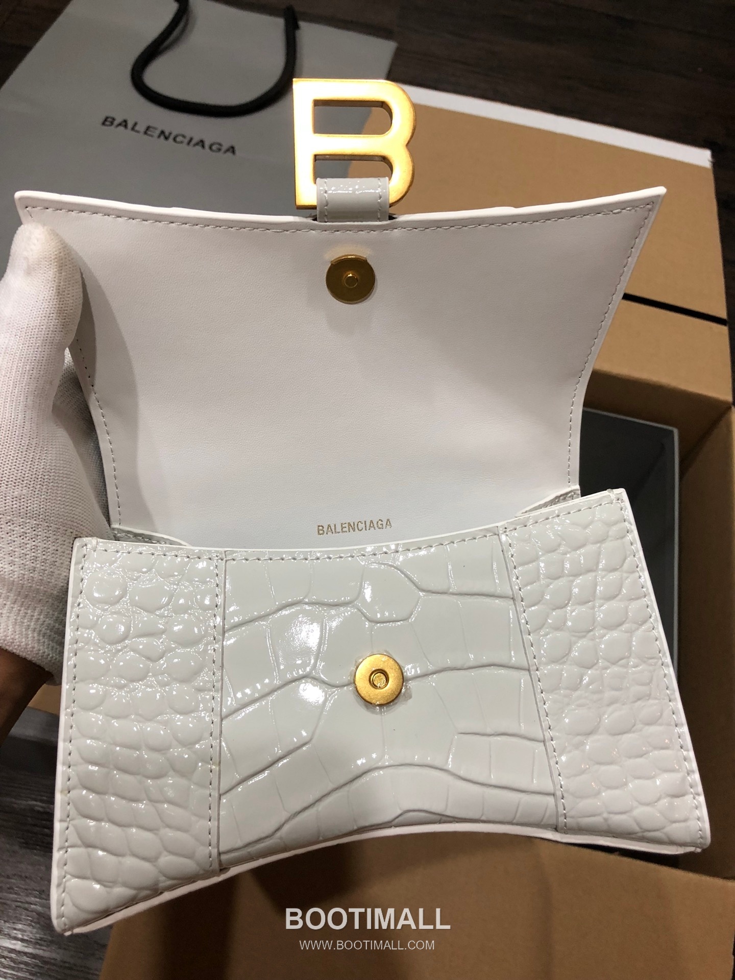 Balenciaga Hourglass Crocodile Embossed Leather Top Handle Bag 발렌시아가 아워글래스 크로커다일 엠보싱 가죽 탑핸들 백 24cm 7