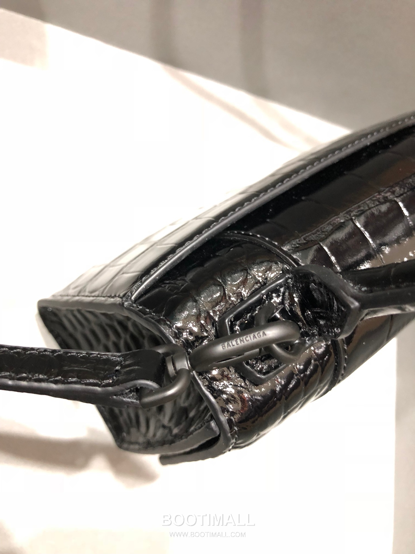 Balenciaga Hourglass Crocodile Embossed Leather Top Handle Bag 발렌시아가 아워글래스 크로커다일 엠보싱 가죽 탑핸들 백 24cm 6