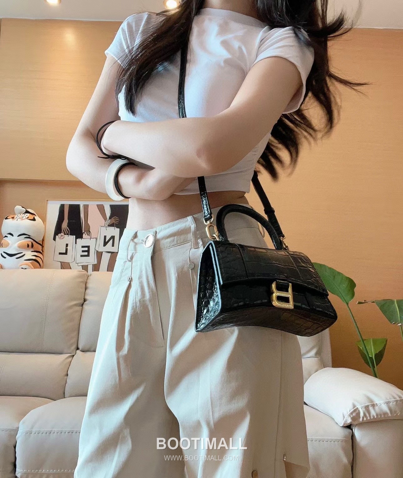 Balenciaga Hourglass Crocodile Embossed Leather Top Handle Bag 발렌시아가 아워글래스 크로커다일 엠보싱 가죽 탑핸들 백 24cm 2