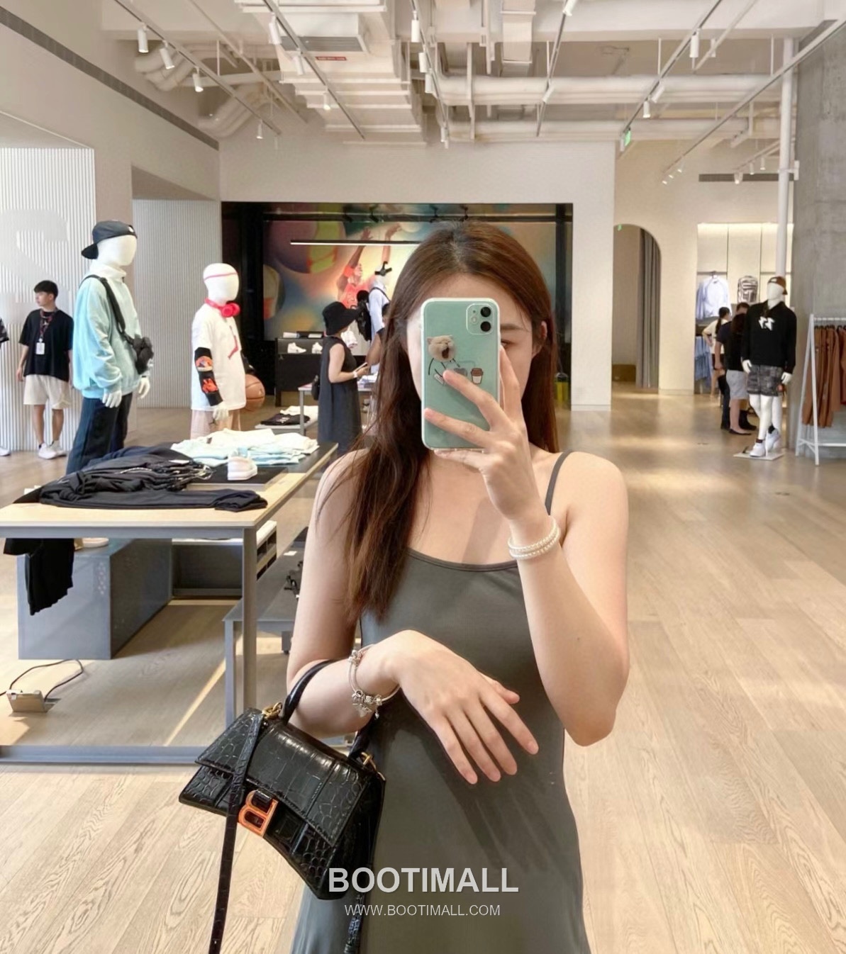 Balenciaga Hourglass Crocodile Embossed Leather Top Handle Bag 발렌시아가 아워글래스 크로커다일 엠보싱 가죽 탑핸들 백 24cm 6