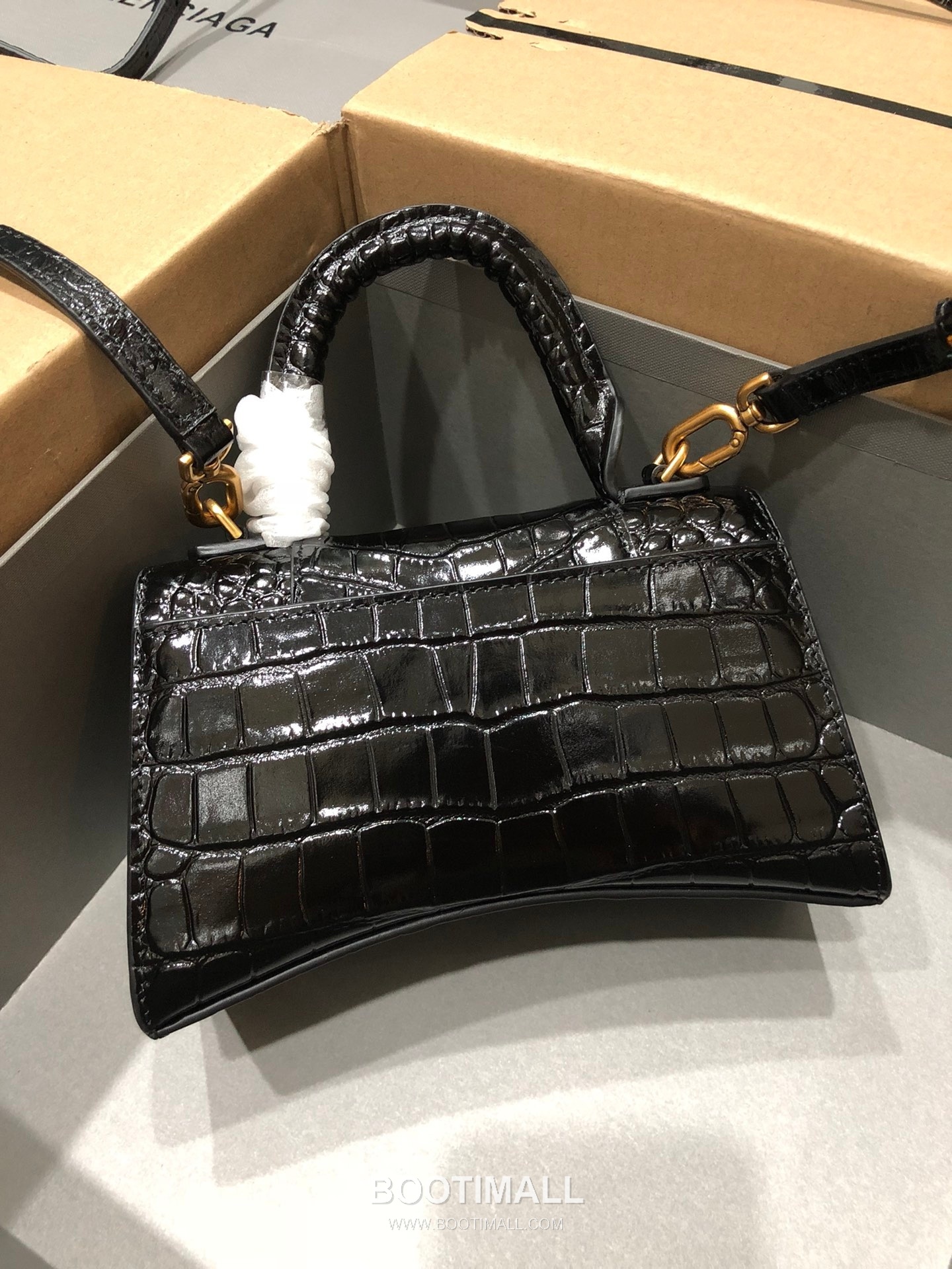 Balenciaga Hourglass Crocodile Embossed Leather Top Handle Bag 발렌시아가 아워글래스 크로커다일 엠보싱 가죽 탑핸들 백 24cm 12