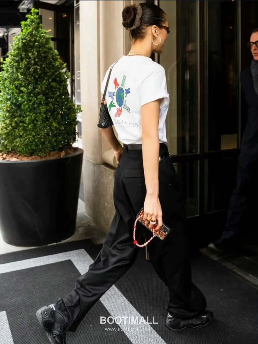 Balenciaga XX Flap Croc-Embossed Leather Black Shoulder Bag 발렌시아가 XX 플랩 크로커 엠보스드 레더 블랙 숄더백 27cm 4